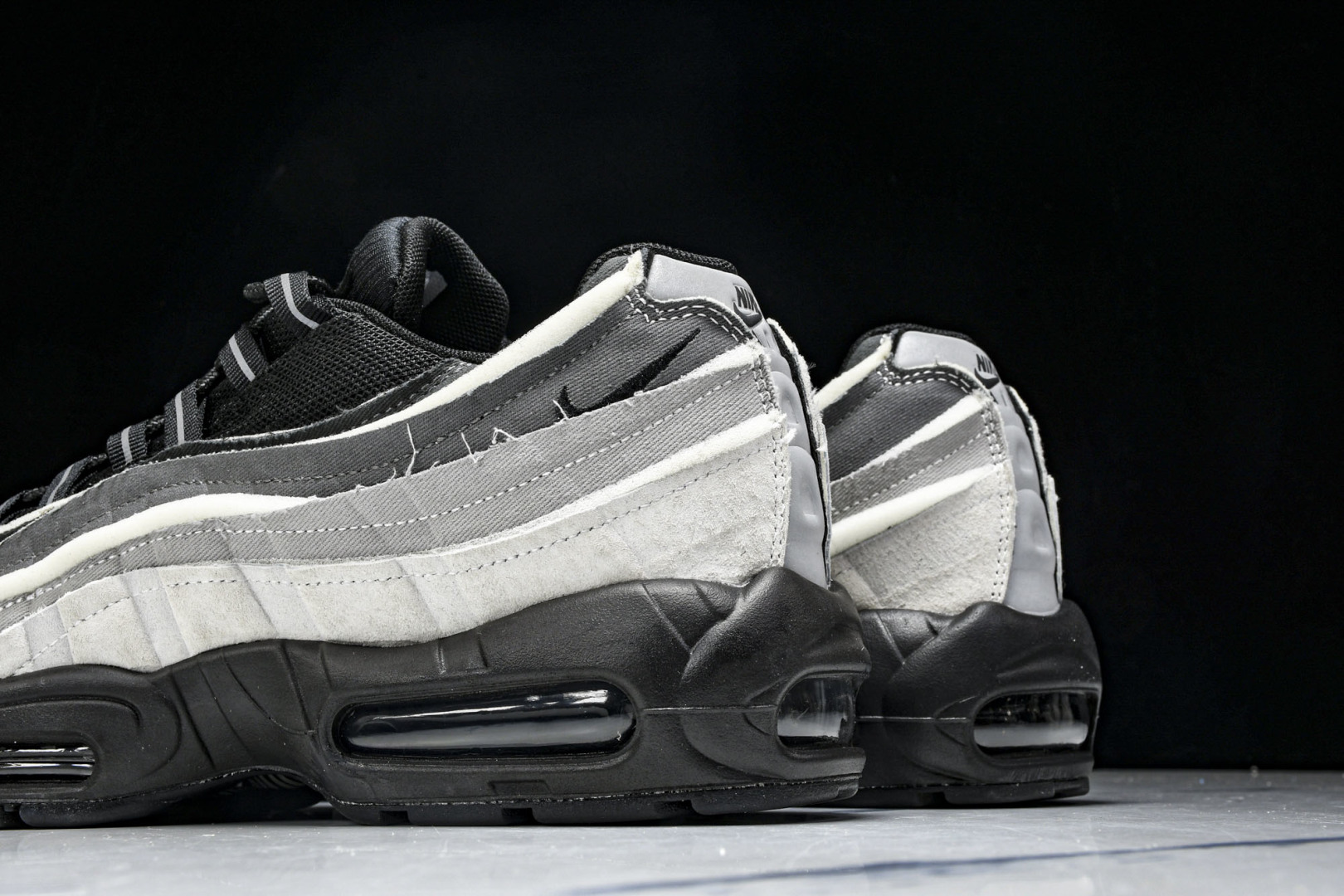  NK Air Max 95 复古减震气垫跑鞋 CU8406-101 尺寸 36 36.5 37.5 3