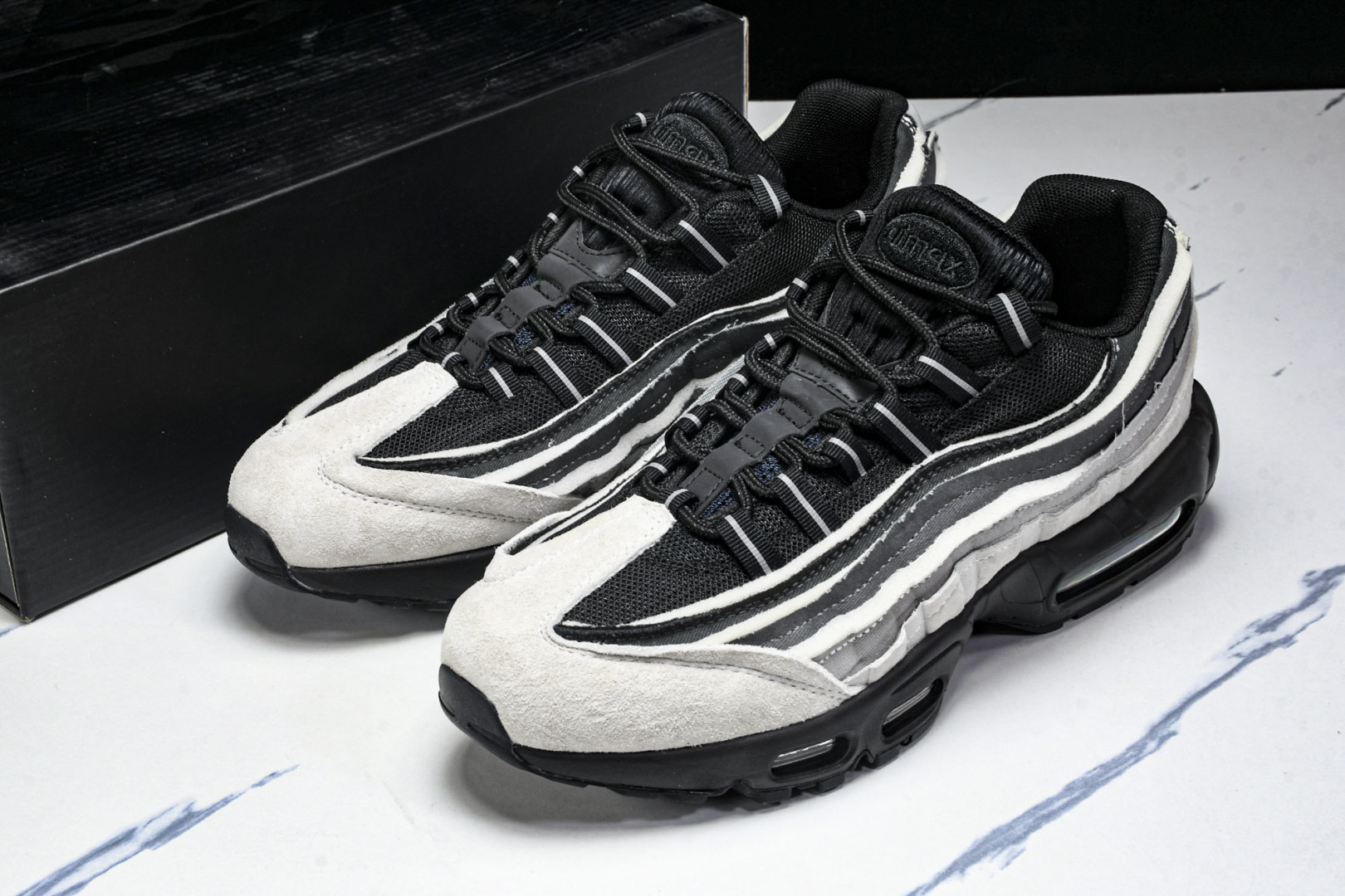  NK Air Max 95 复古减震气垫跑鞋 CU8406-101 尺寸 36 36.5 37.5 3