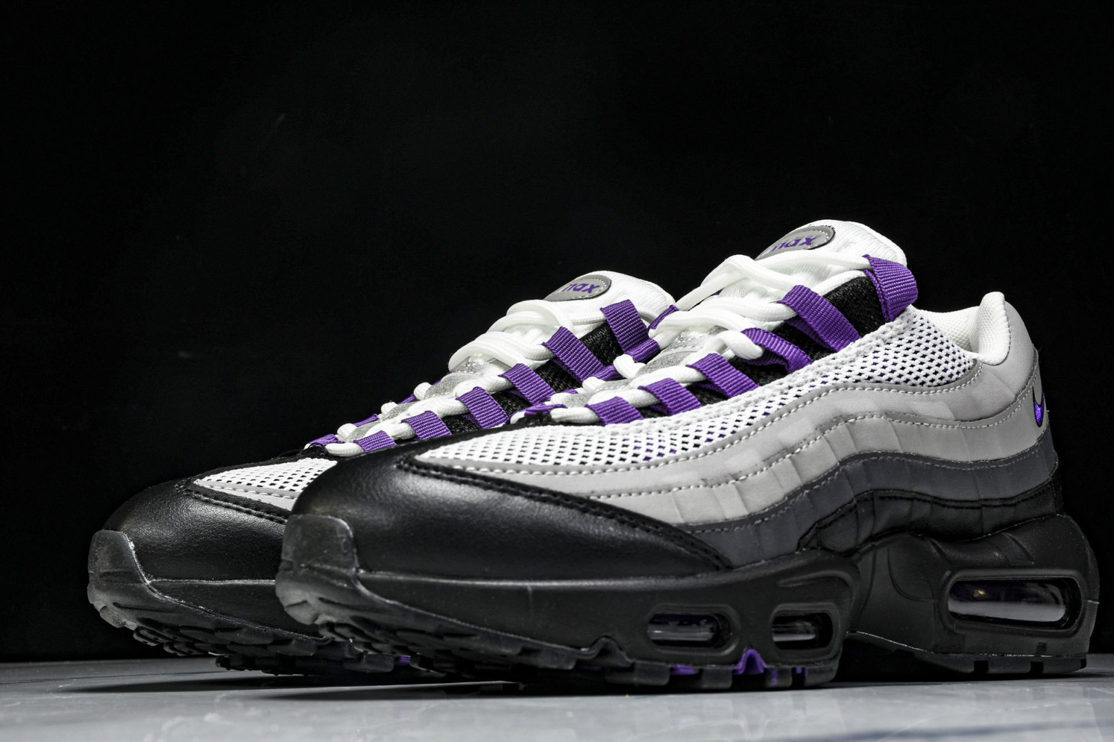  NK Air Max 95 复古减震气垫跑鞋 DH8015 003 尺寸 36 36.5 37.5 3