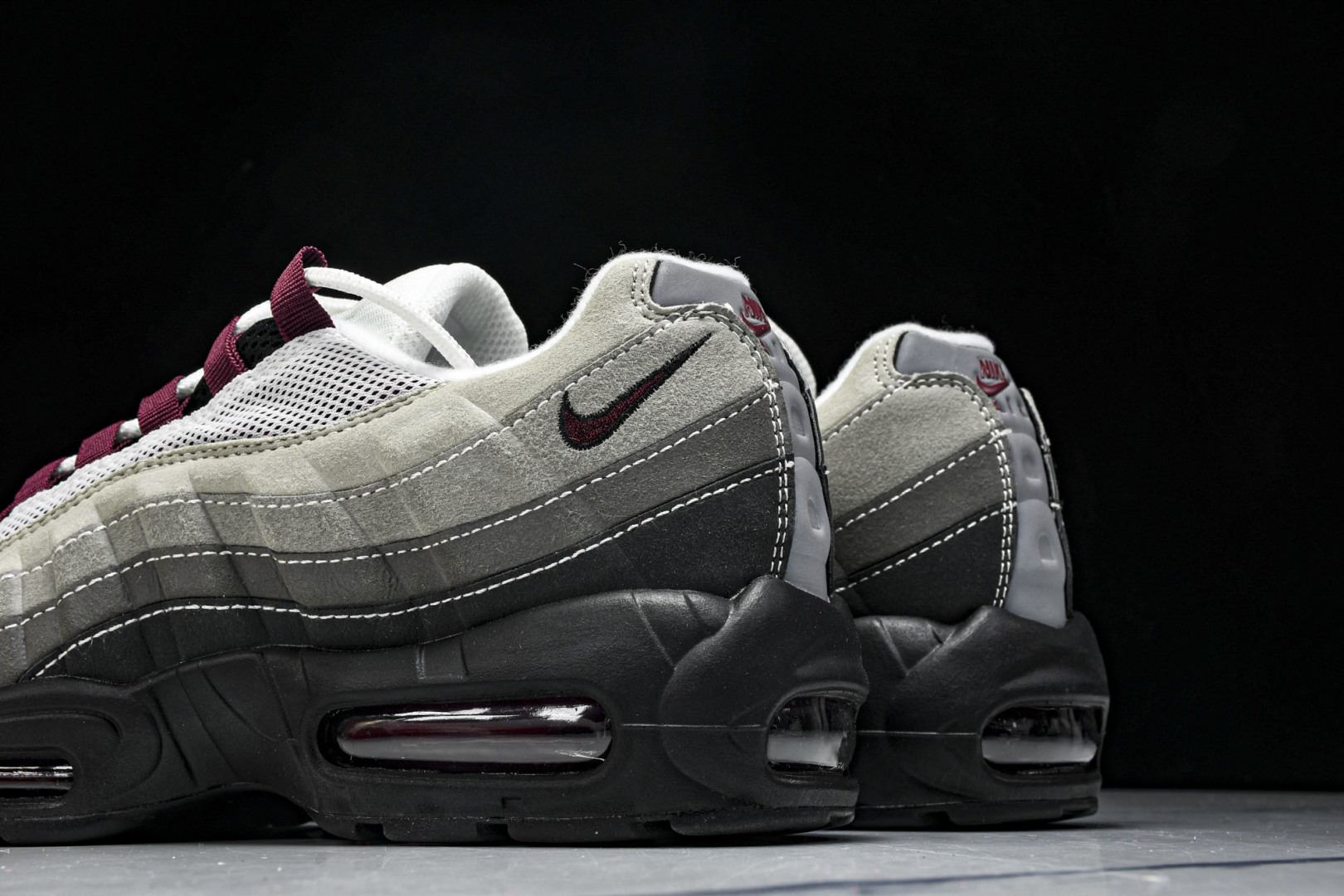  NK Air Max 95 复古减震气垫跑鞋 DQ9001 001 尺寸 36 36.5 37.5 3