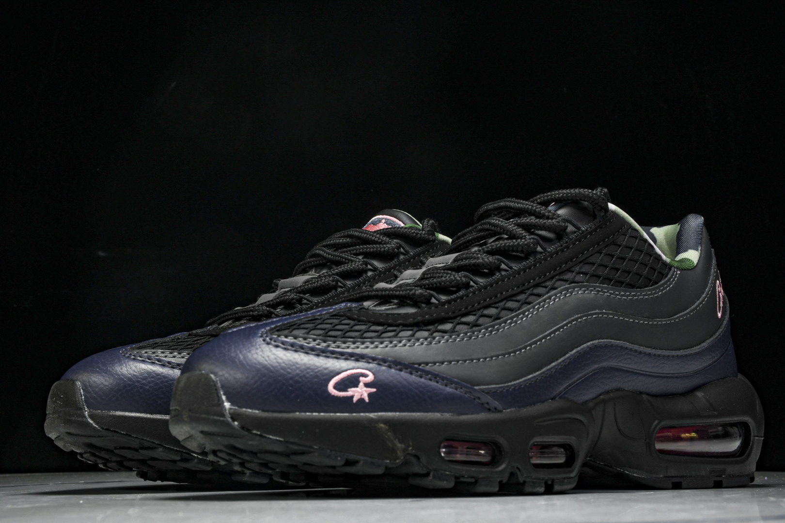  NK 耐克 Air Max 95 S潮流百搭 气垫缓震慢跑鞋 FB2709-001 尺寸 36 36.