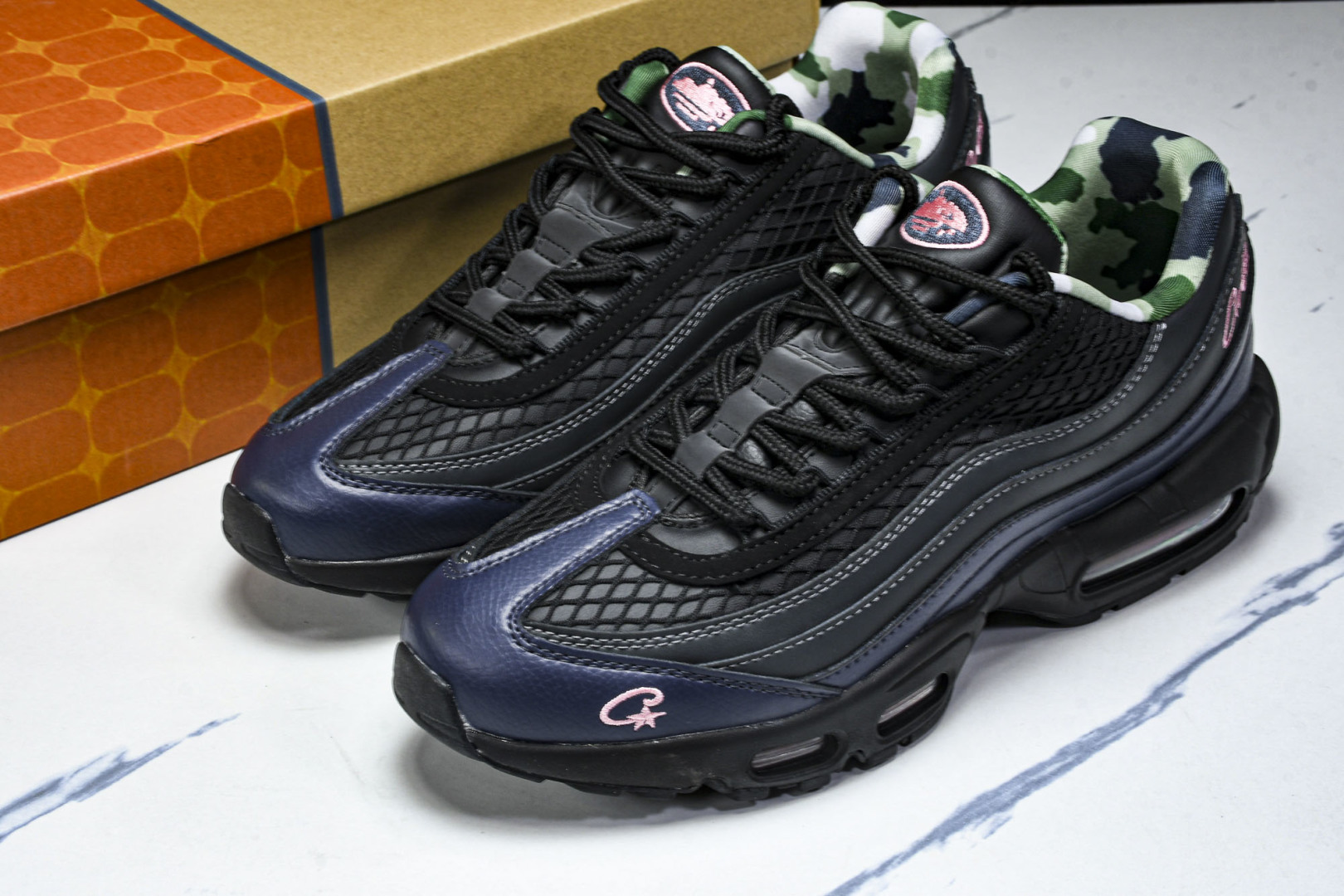  NK 耐克 Air Max 95 S潮流百搭 气垫缓震慢跑鞋 FB2709-001 尺寸 36 36.