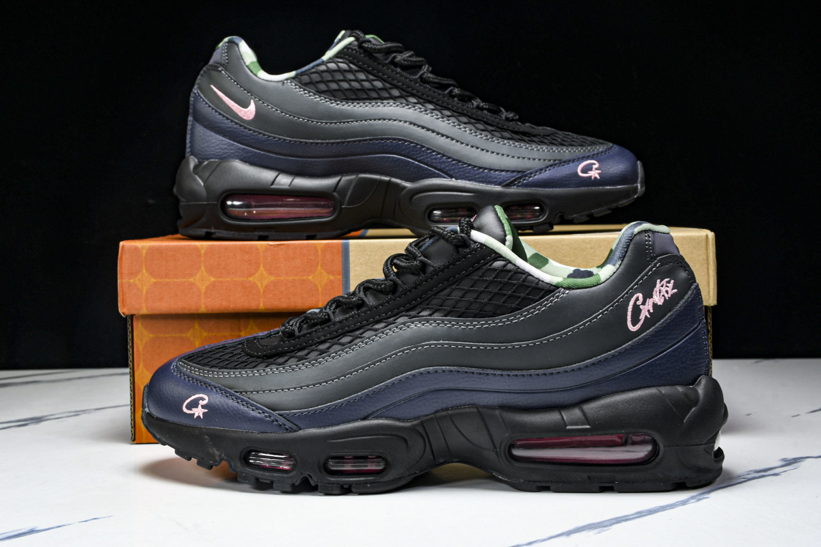  NK 耐克 Air Max 95 S潮流百搭 气垫缓震慢跑鞋 FB2709-001 尺寸 36 36.