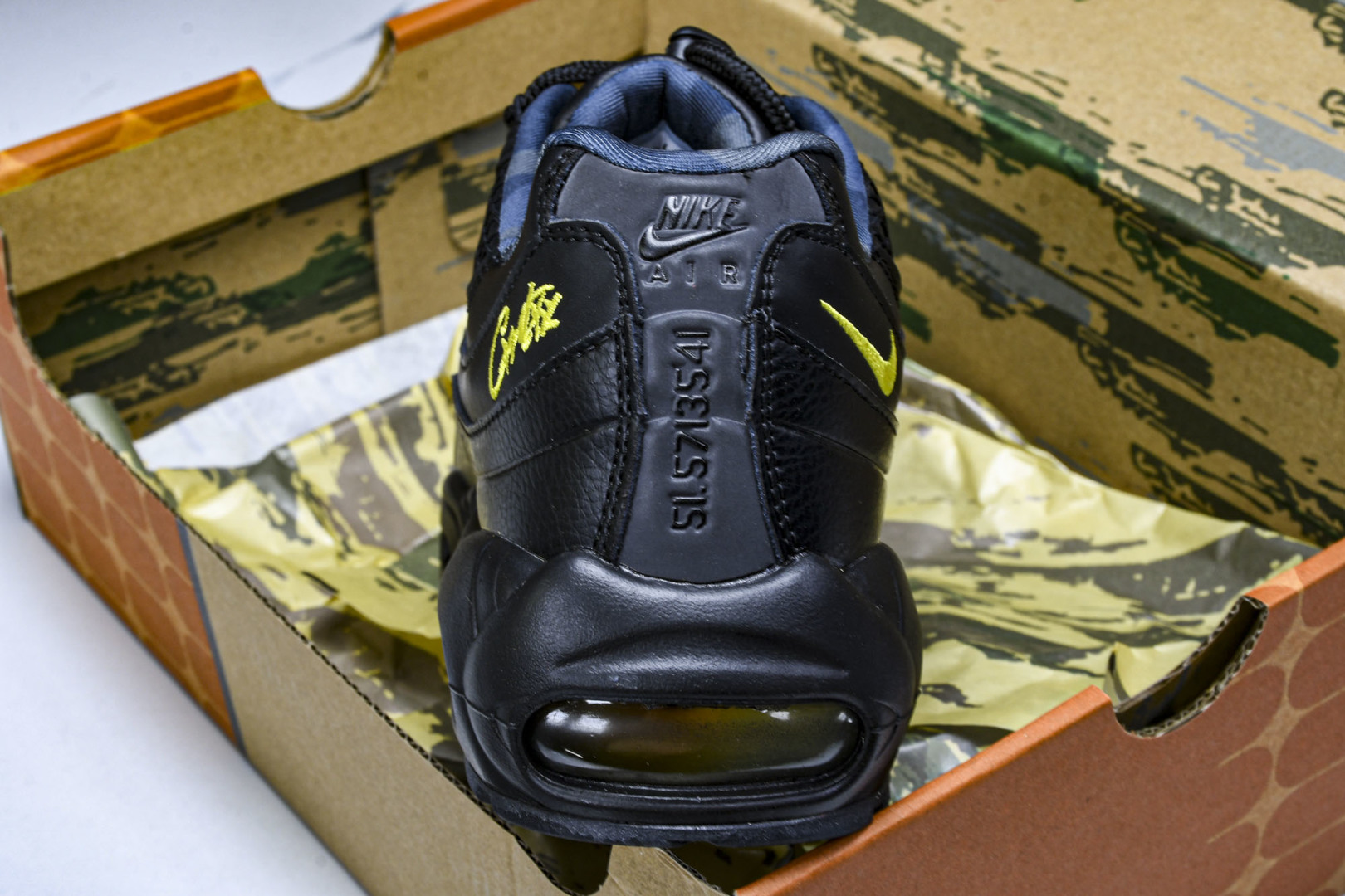  NK 耐克 Air Max 95 S潮流百搭 气垫缓震慢跑鞋 FB2709-003 尺寸 36 36.