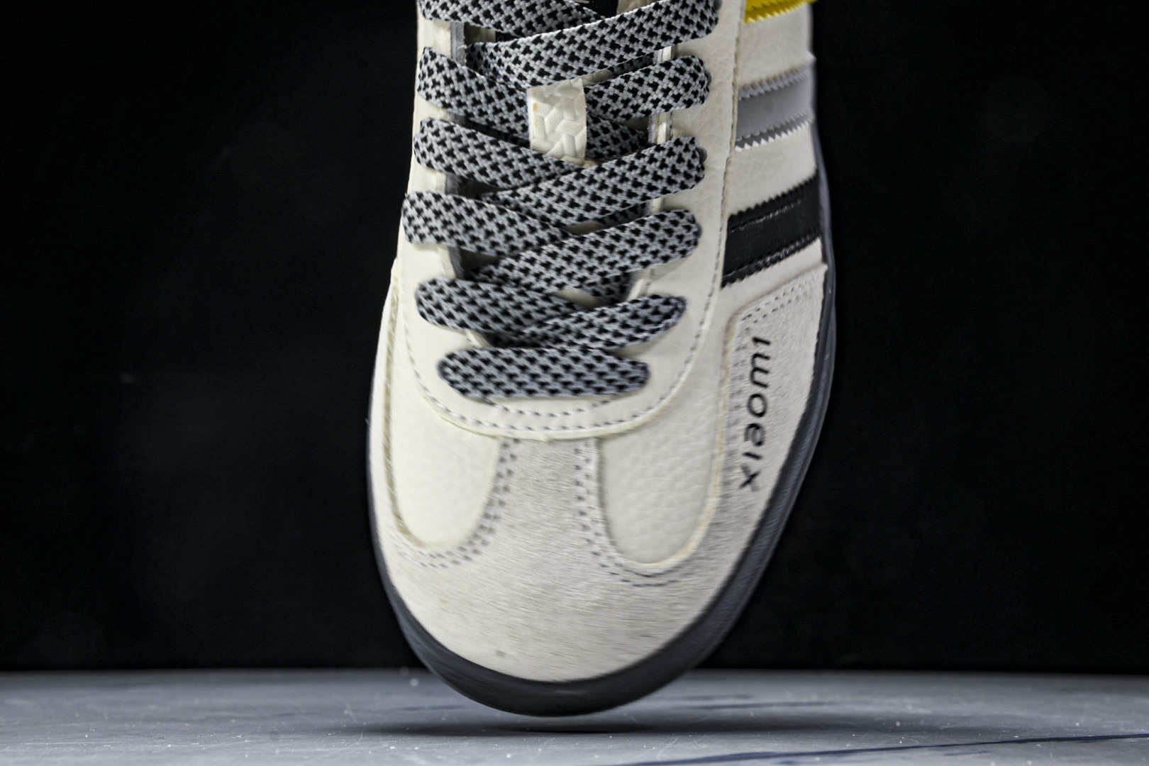  AD Adidas GAZELLE OG 小米联名款 白灰配色 高端定制羚羊 DM1234-013 尺