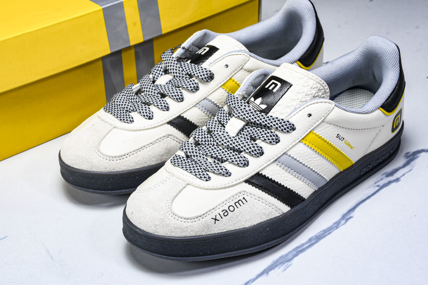  AD Adidas GAZELLE OG 小米联名款 白灰配色 高端定制羚羊 DM1234-013 尺