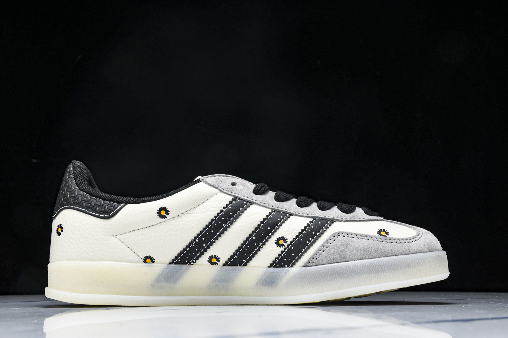  AD Originals Gazelle INdoor  火星 灰白黑 DM1234 011 尺寸36