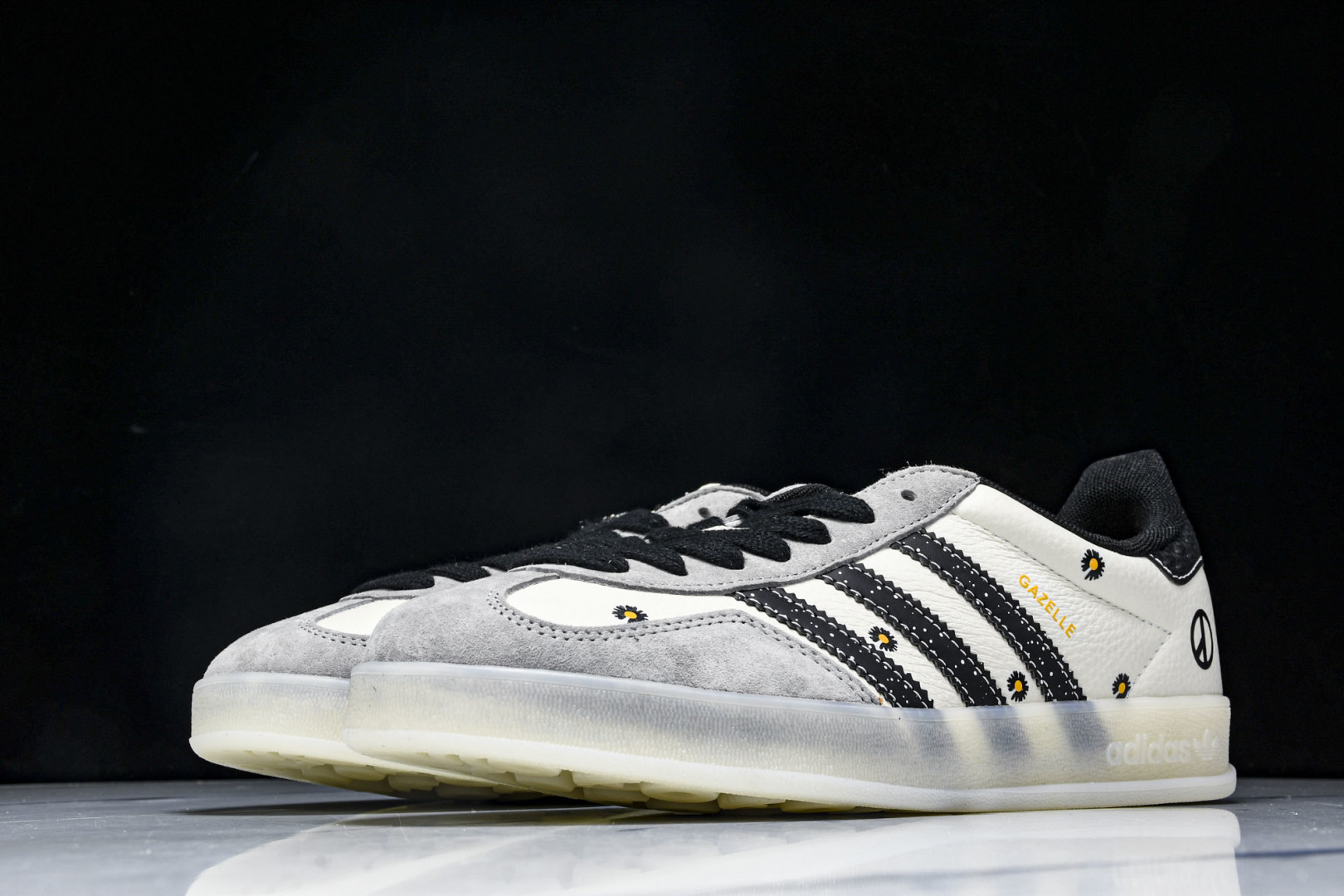  AD Originals Gazelle INdoor  火星 灰白黑 DM1234 011 尺寸36