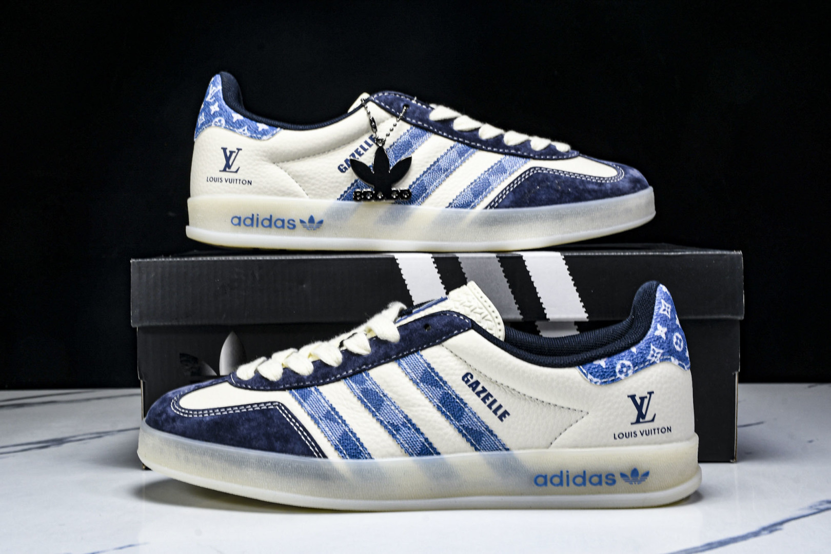  AD Originals Gazelle INdoor x Louis Vuitton 白蓝 DM12