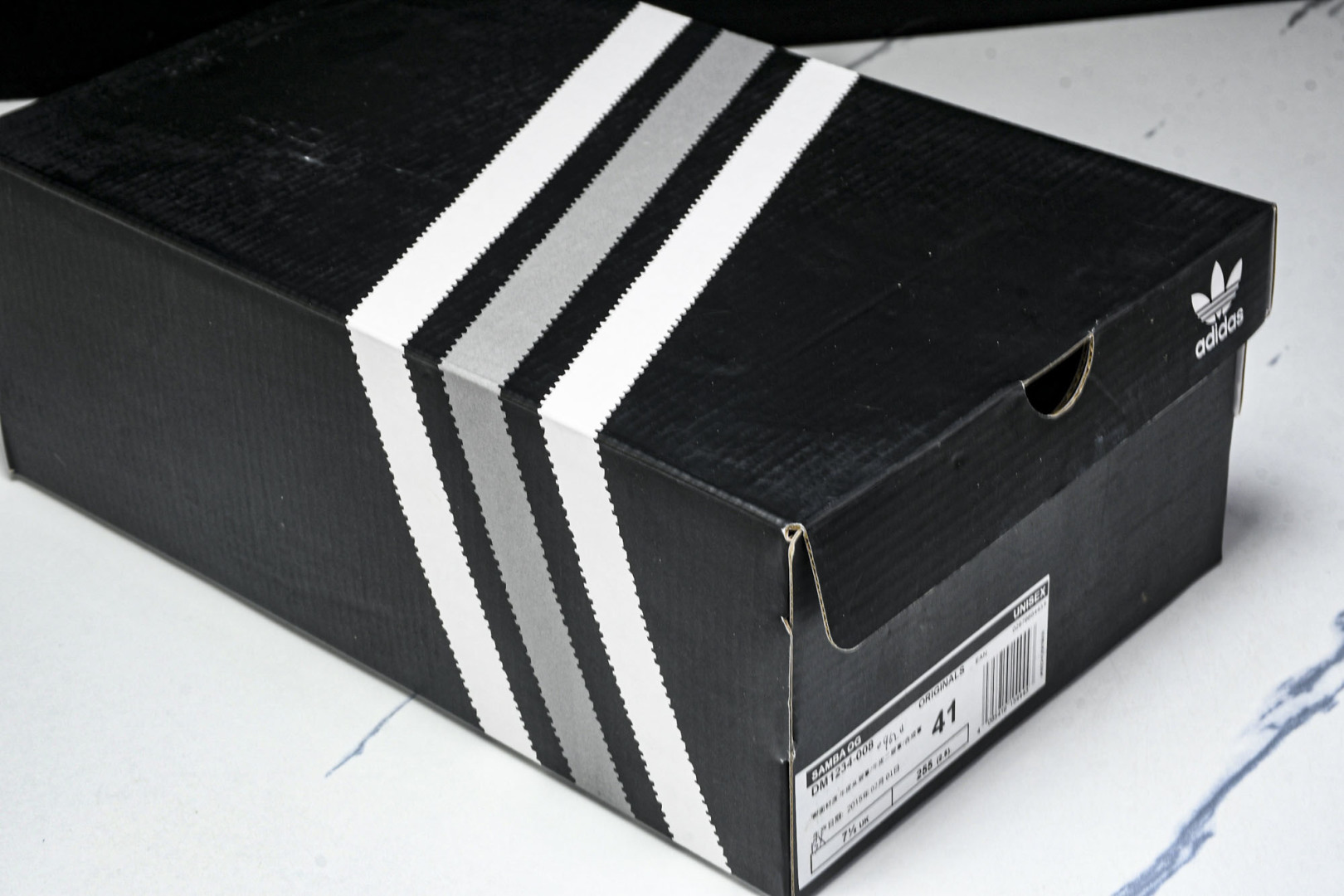  AD Originals Gazelle INdoor x Louis Vuitton 白蓝 DM12