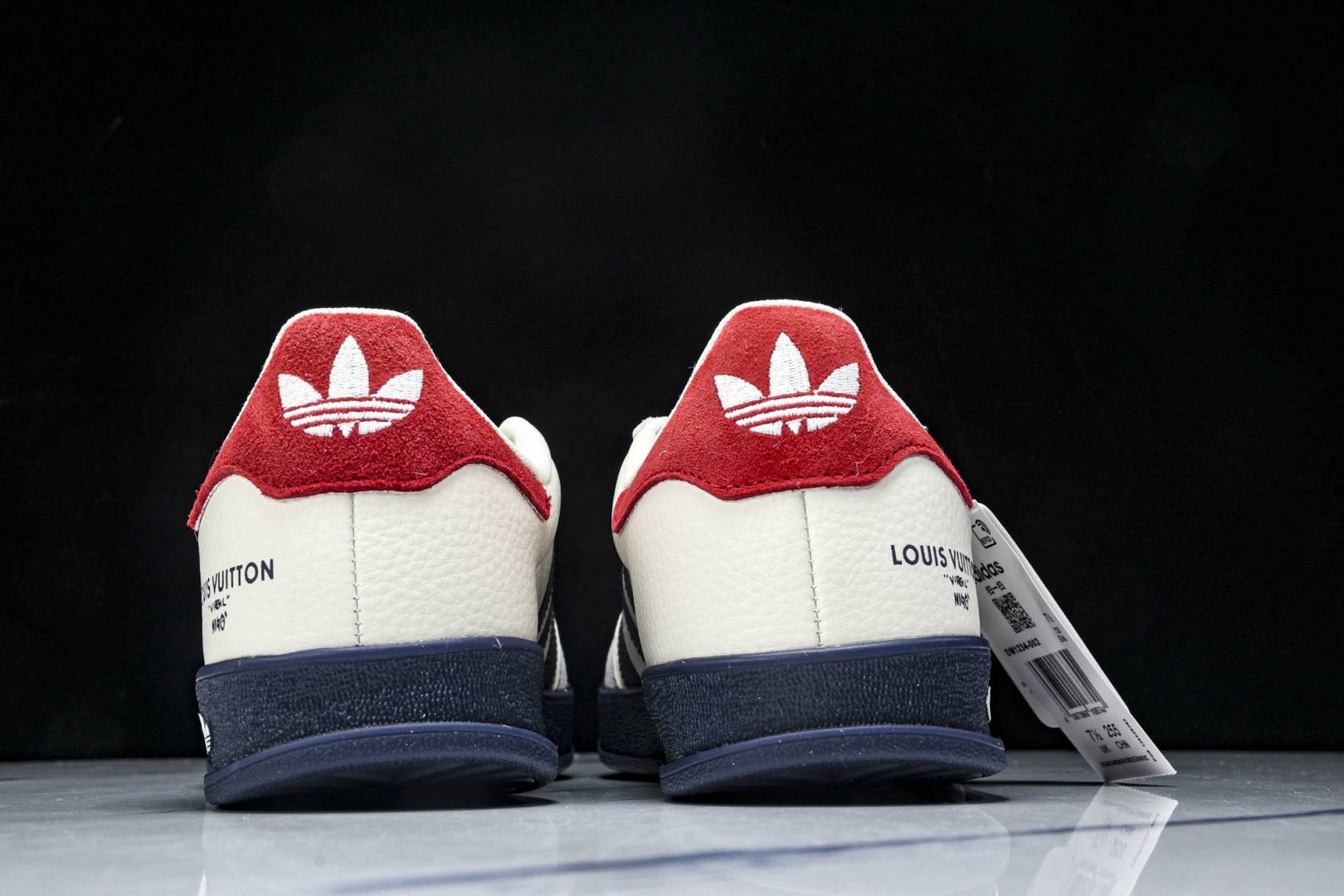  AD Originals Gazelle INdoor x Louis Vuitton 白蓝红 DM1