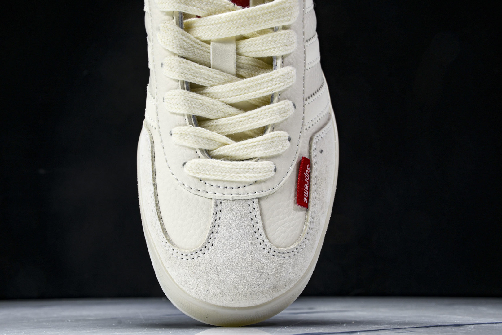  AD Originals Gazelle INdoor x Supreme 白红 DM1234 007