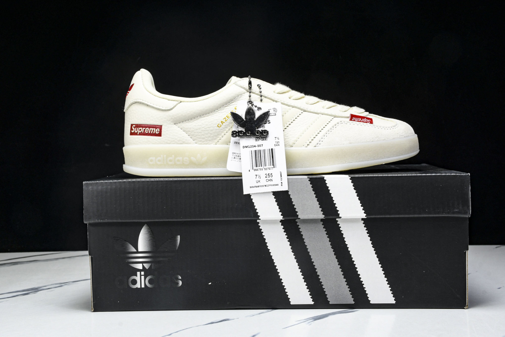  AD Originals Gazelle INdoor x Supreme 白红 DM1234 007