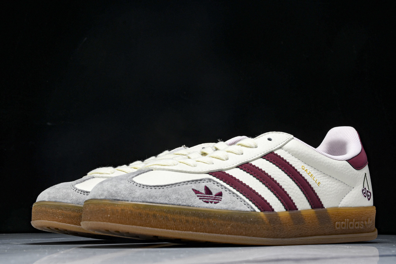  AD Originals Gazelle INdoor 樱桃 白红三叶草休闲防滑耐磨低帮 DM1234