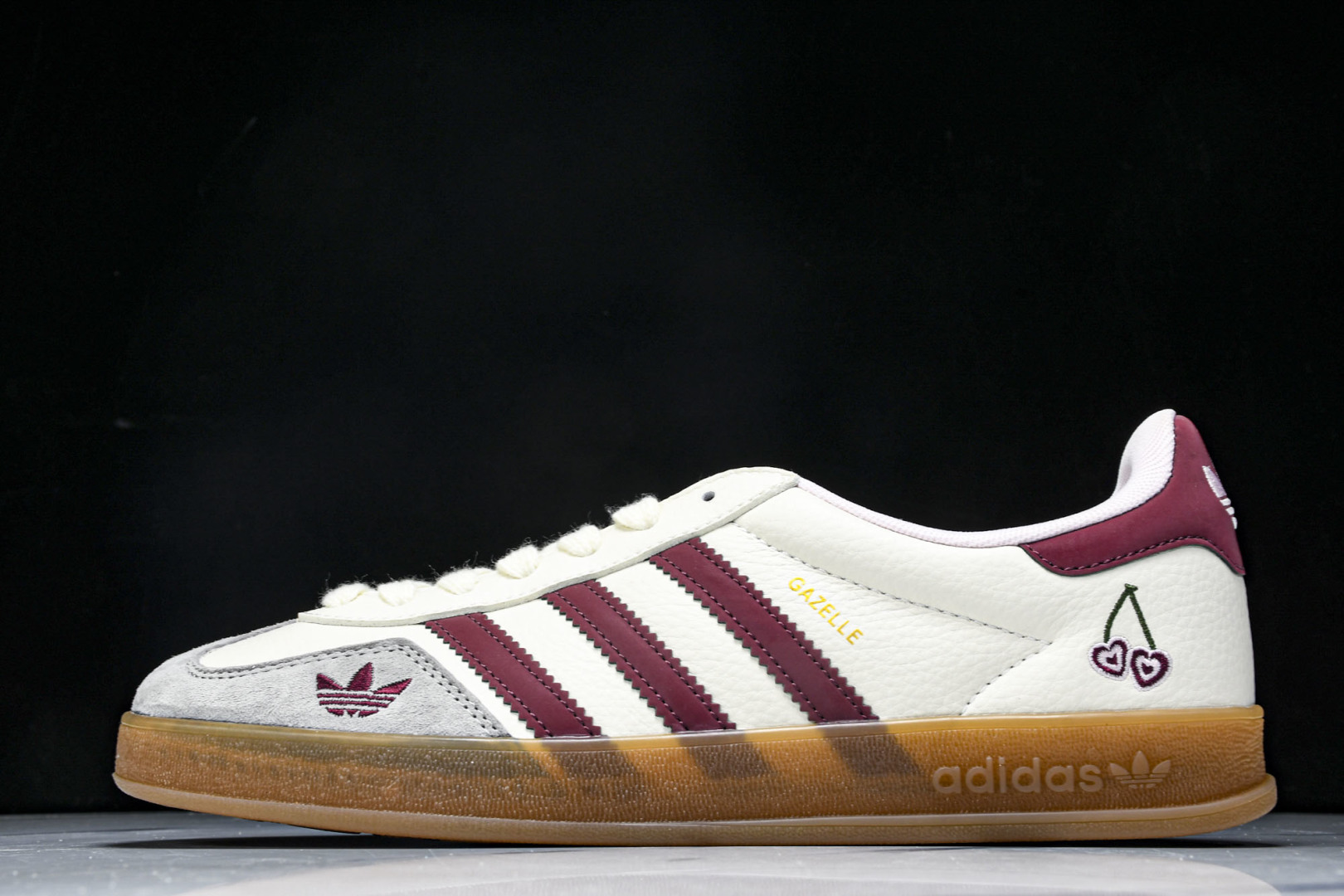  AD Originals Gazelle INdoor 樱桃 白红三叶草休闲防滑耐磨低帮 DM1234