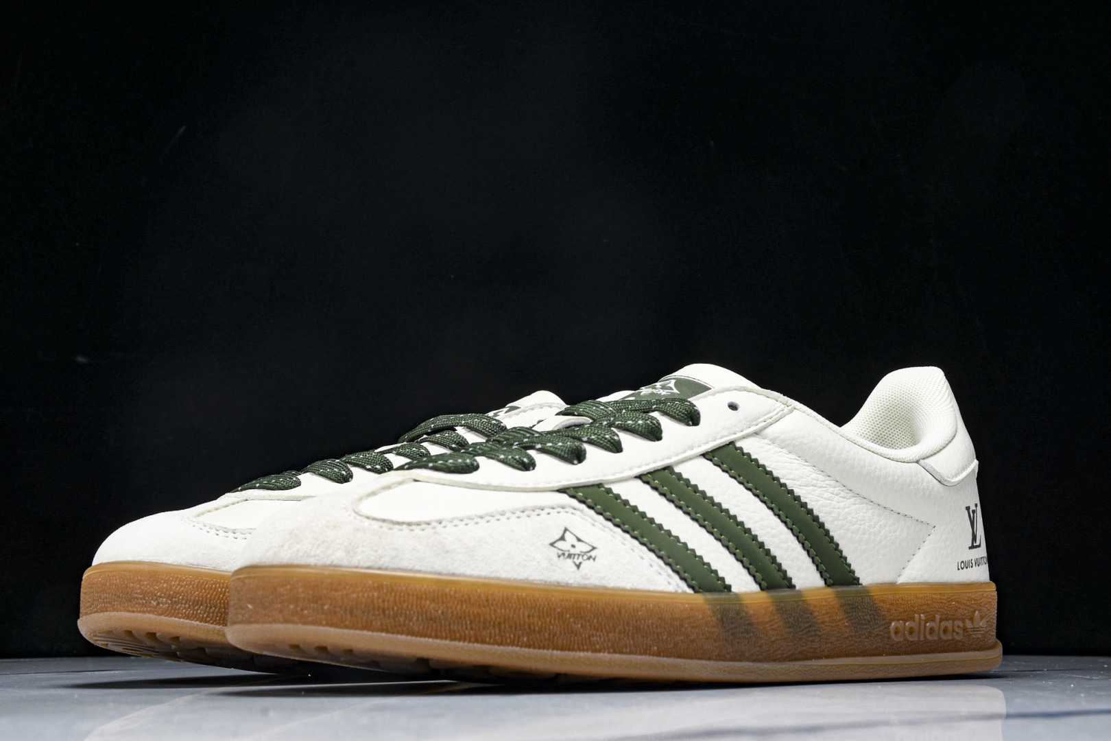  AD originals Samba OG x Louis Vuitton 米白绿生胶 DM1234 