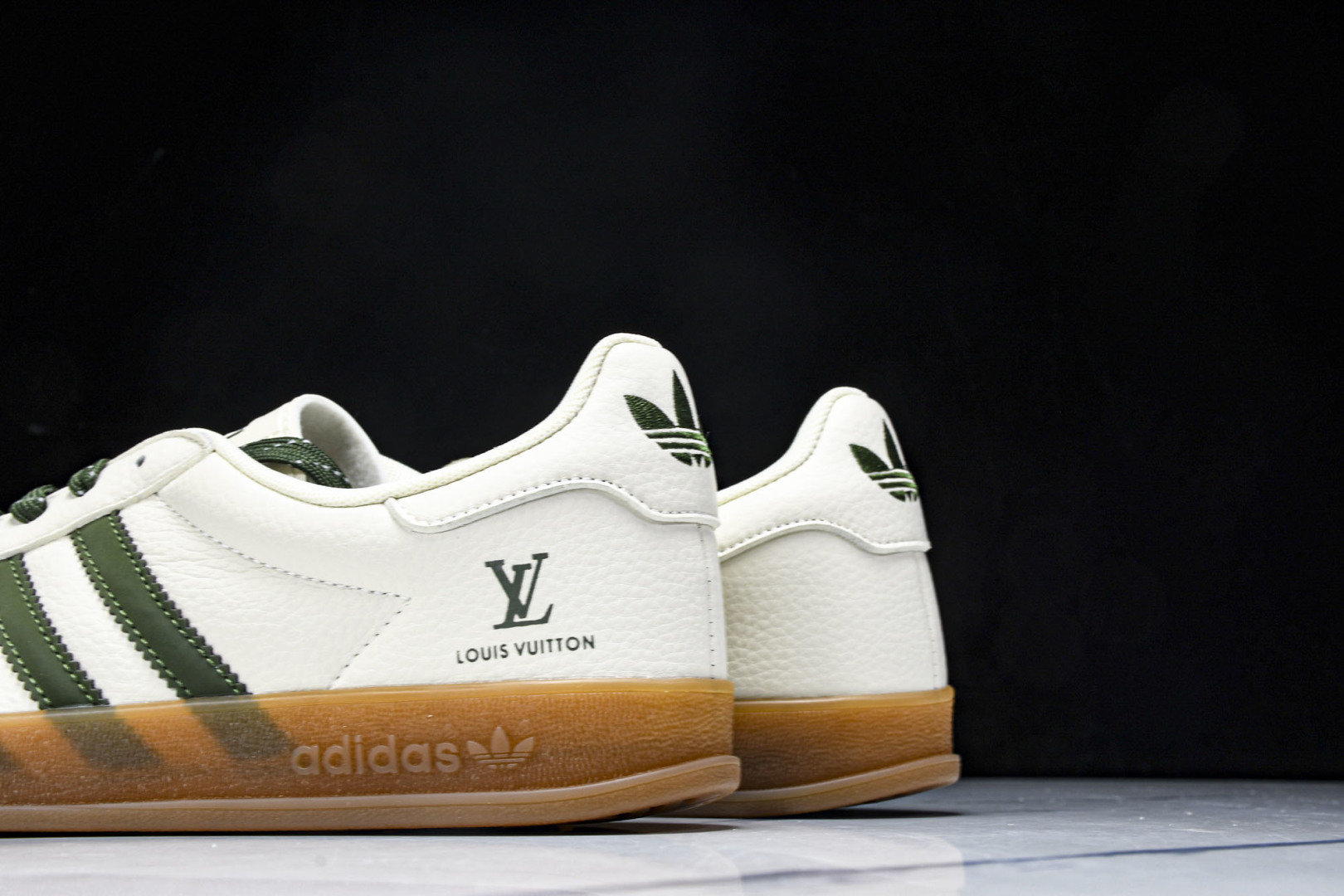  AD originals Samba OG x Louis Vuitton 米白绿生胶 DM1234 