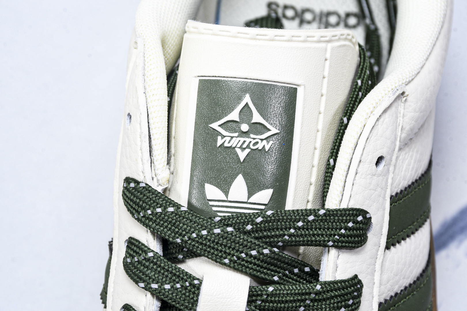  AD originals Samba OG x Louis Vuitton 米白绿生胶 DM1234 