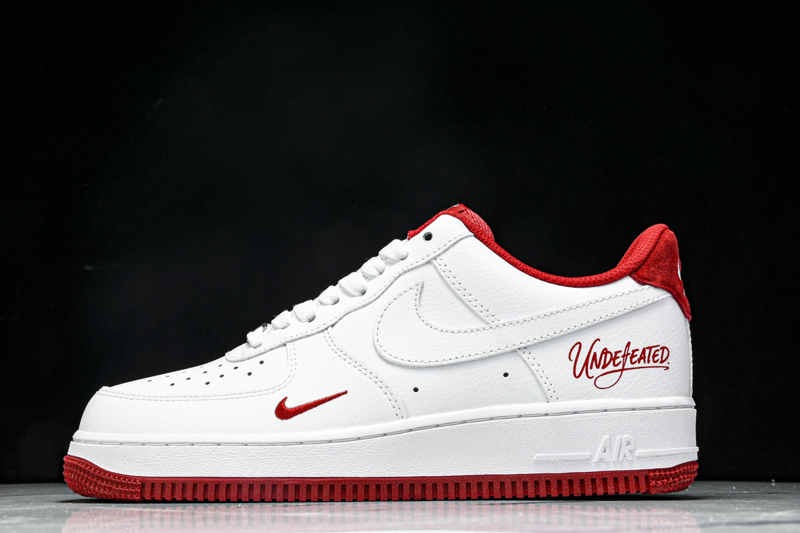   nk Air Force 1'07 Low 空军一号低帮休闲板鞋 ZH0316-103 尺寸 36 
