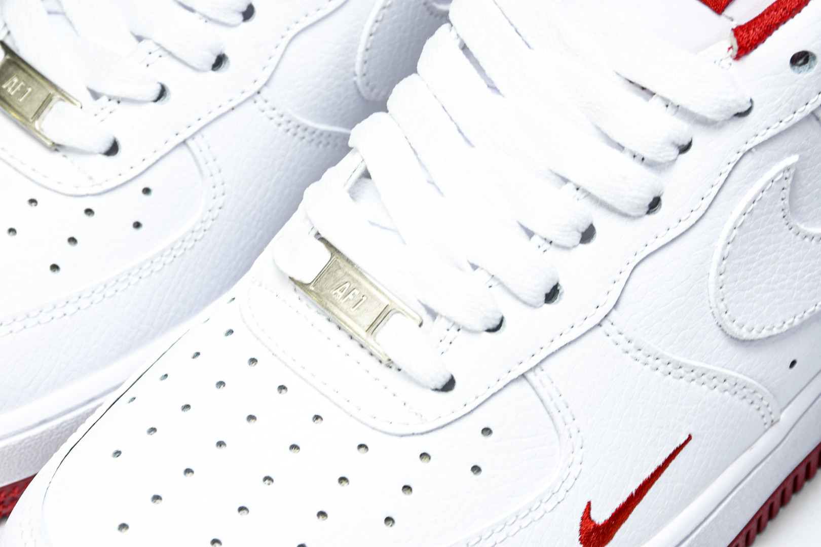   nk Air Force 1'07 Low 空军一号低帮休闲板鞋 ZH0316-103 尺寸 36 