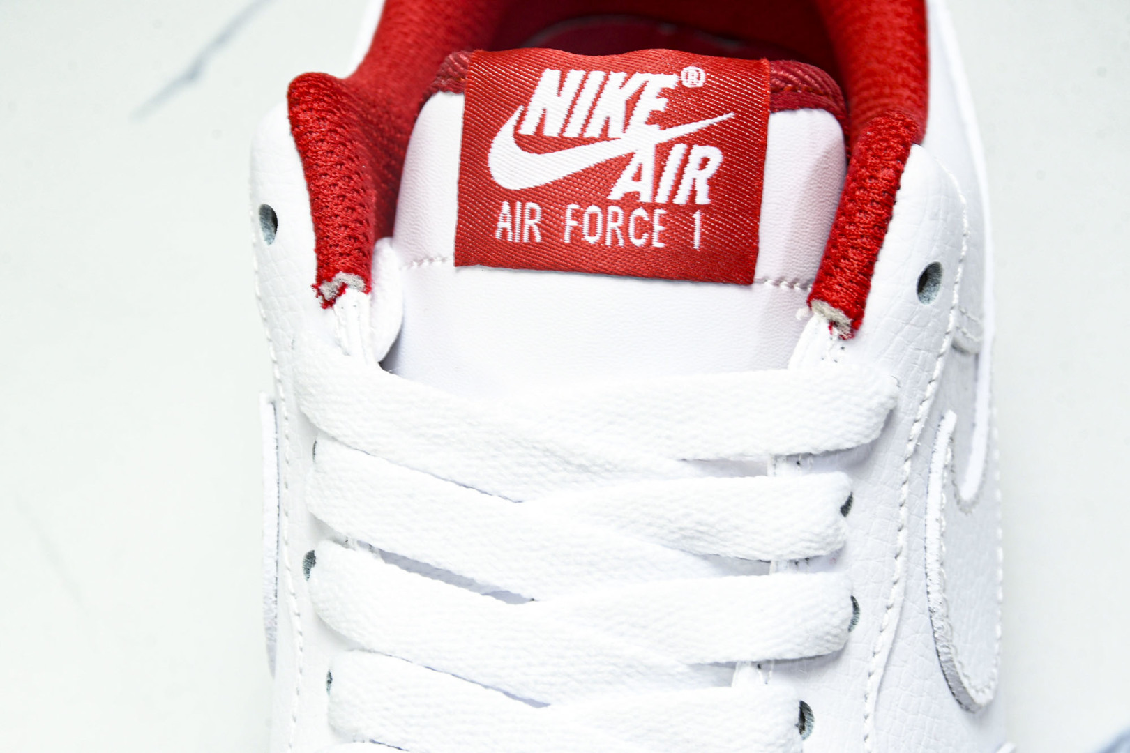   nk Air Force 1'07 Low 空军一号低帮休闲板鞋 ZH0316-103 尺寸 36 