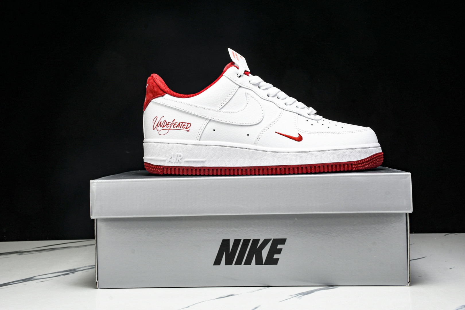   nk Air Force 1'07 Low 空军一号低帮休闲板鞋 ZH0316-103 尺寸 36 