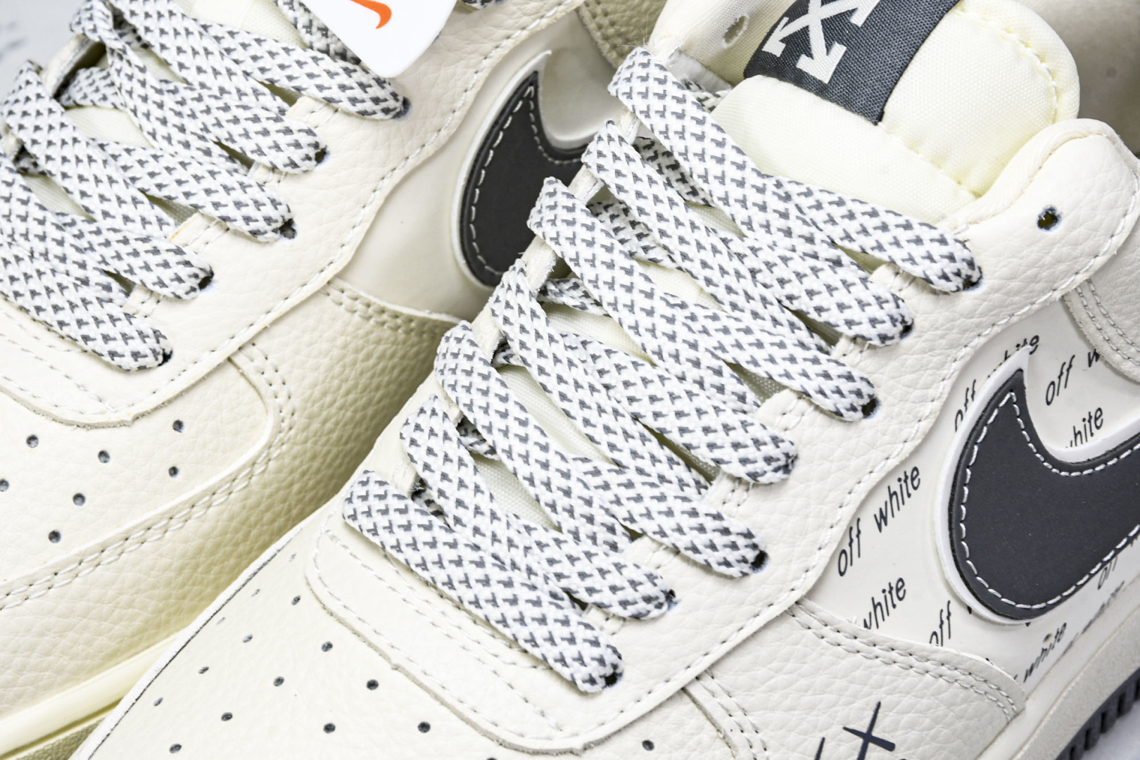    nk Air Force 1'07 Low OFF-WHITE联名 米灰英文反光 空军一号低帮休闲