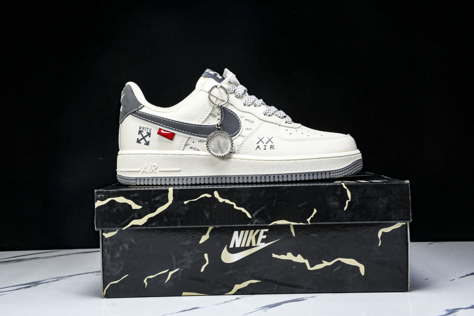    nk Air Force 1'07 Low OFF-WHITE联名 米灰英文反光 空军一号低帮休闲
