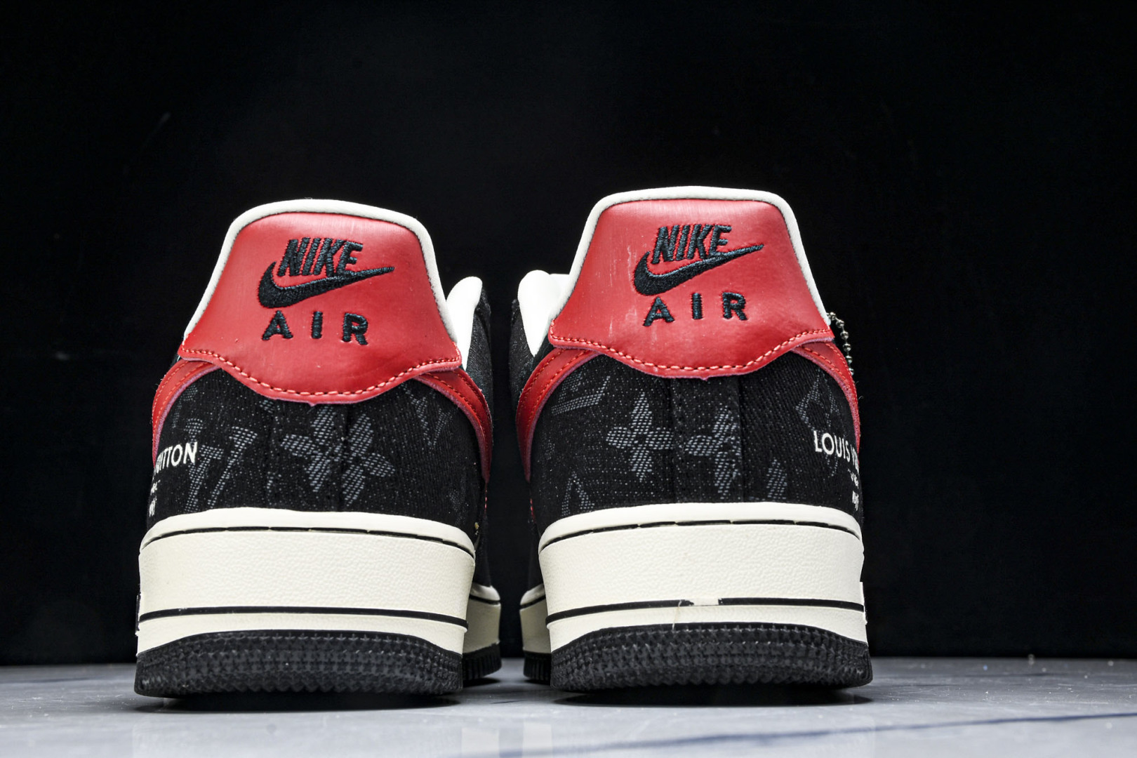  nk Air Force 1'07 Low LV联名 白红黑牛仔 空军一号低帮休闲板鞋 ZD1988