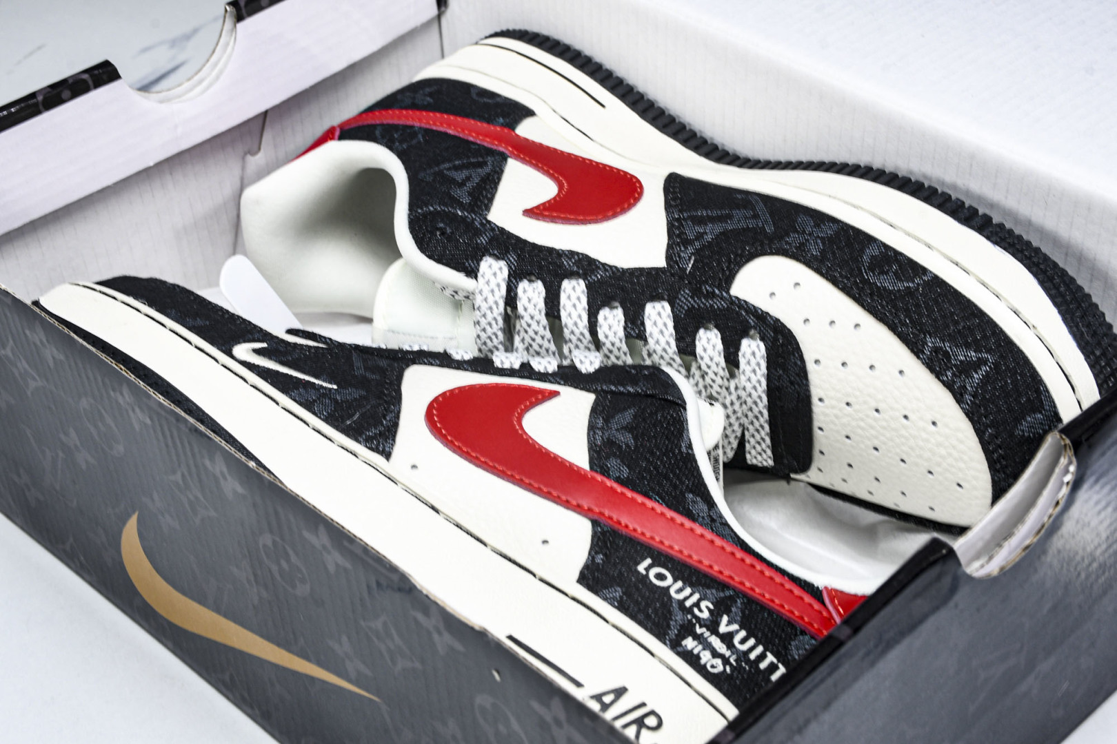   nk Air Force 1'07 Low LV联名 白红黑牛仔 空军一号低帮休闲板鞋 ZD1988