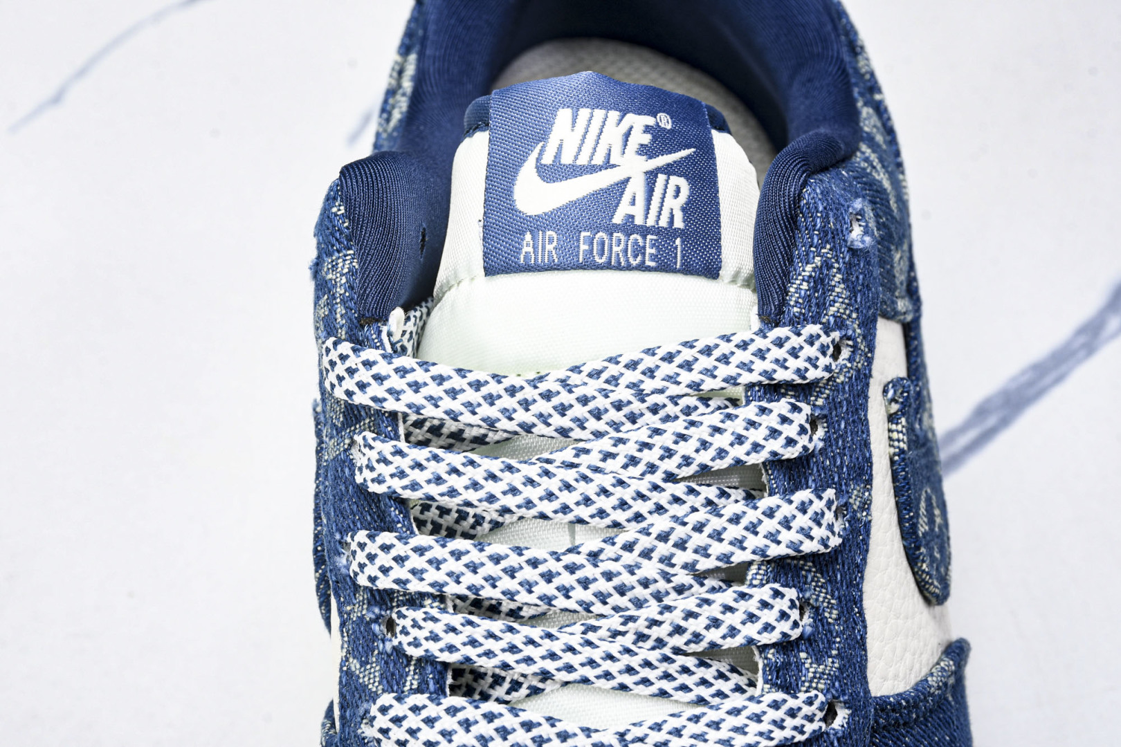   nk Air Force 1'07 Low LV联名 蓝色牛仔 空军一号低帮休闲板鞋 ZD1988-