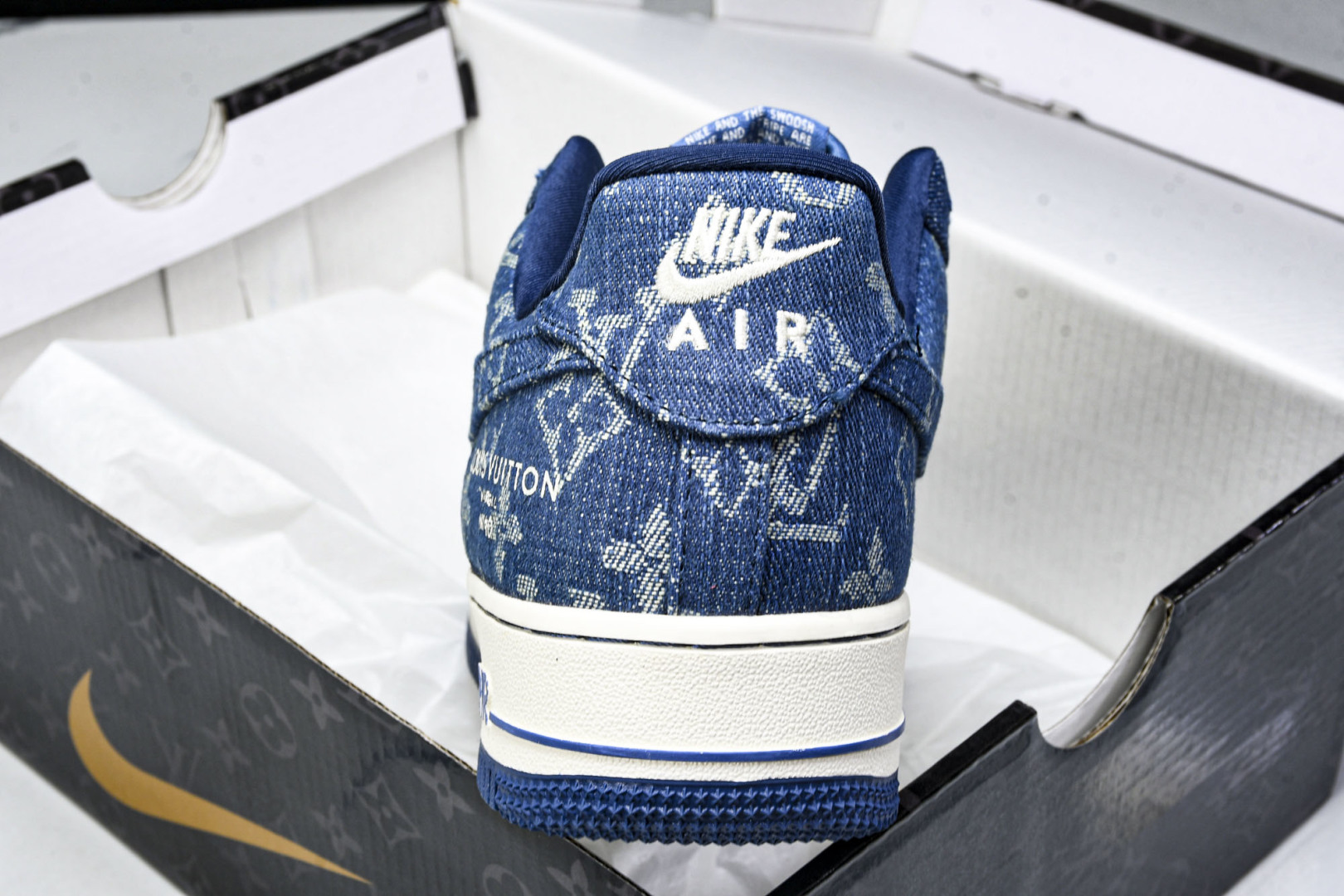   nk Air Force 1'07 Low LV联名 蓝色牛仔 空军一号低帮休闲板鞋 ZD1988-
