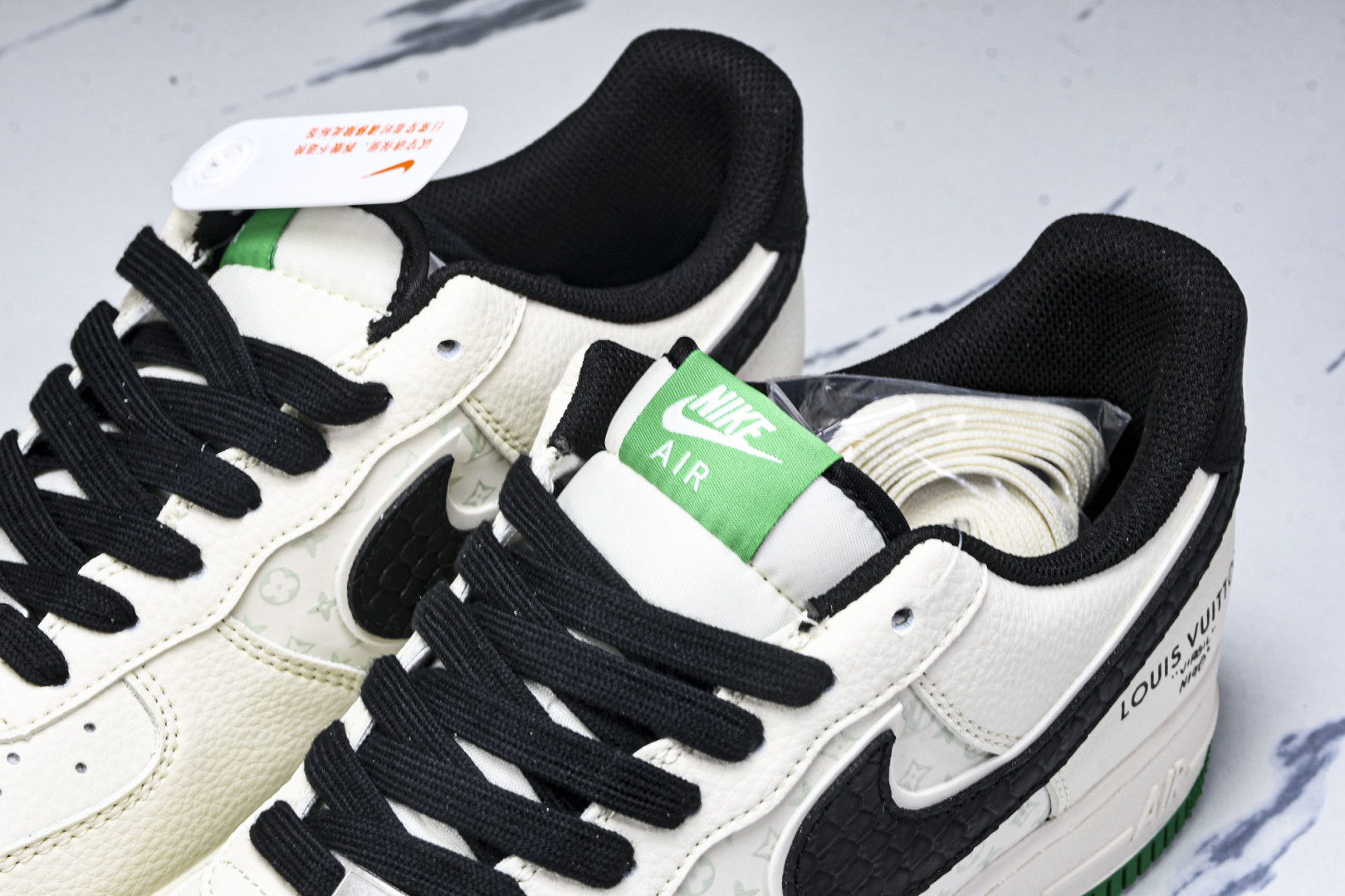   nk Air Force 1'07 Low LV联名 米黑鳞纹绿底 空军一号低帮休闲板鞋 QW583