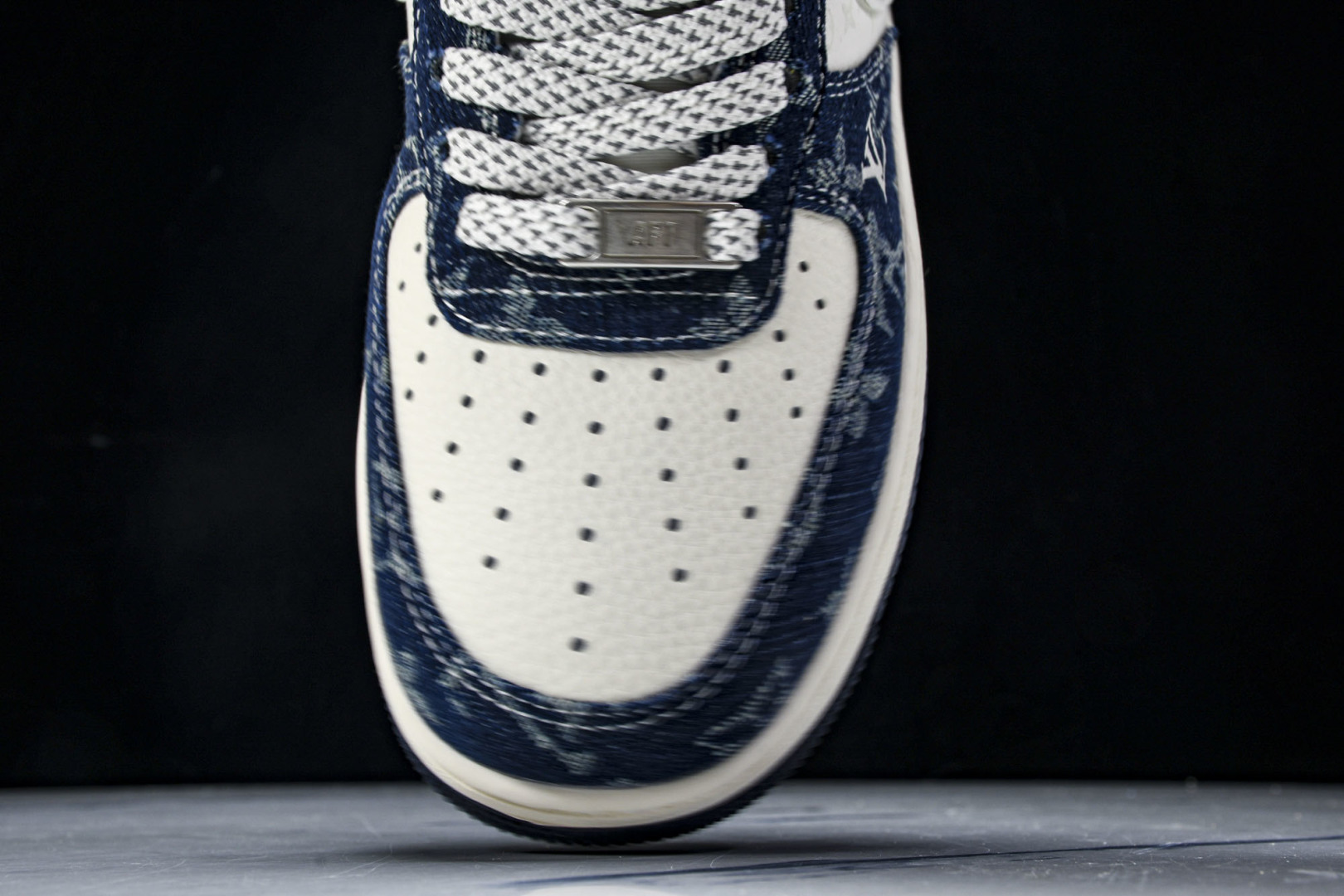   nk Air Force 1'07 Low LV联名 前掌蓝牛仔 空军一号低帮休闲板鞋 YX5066