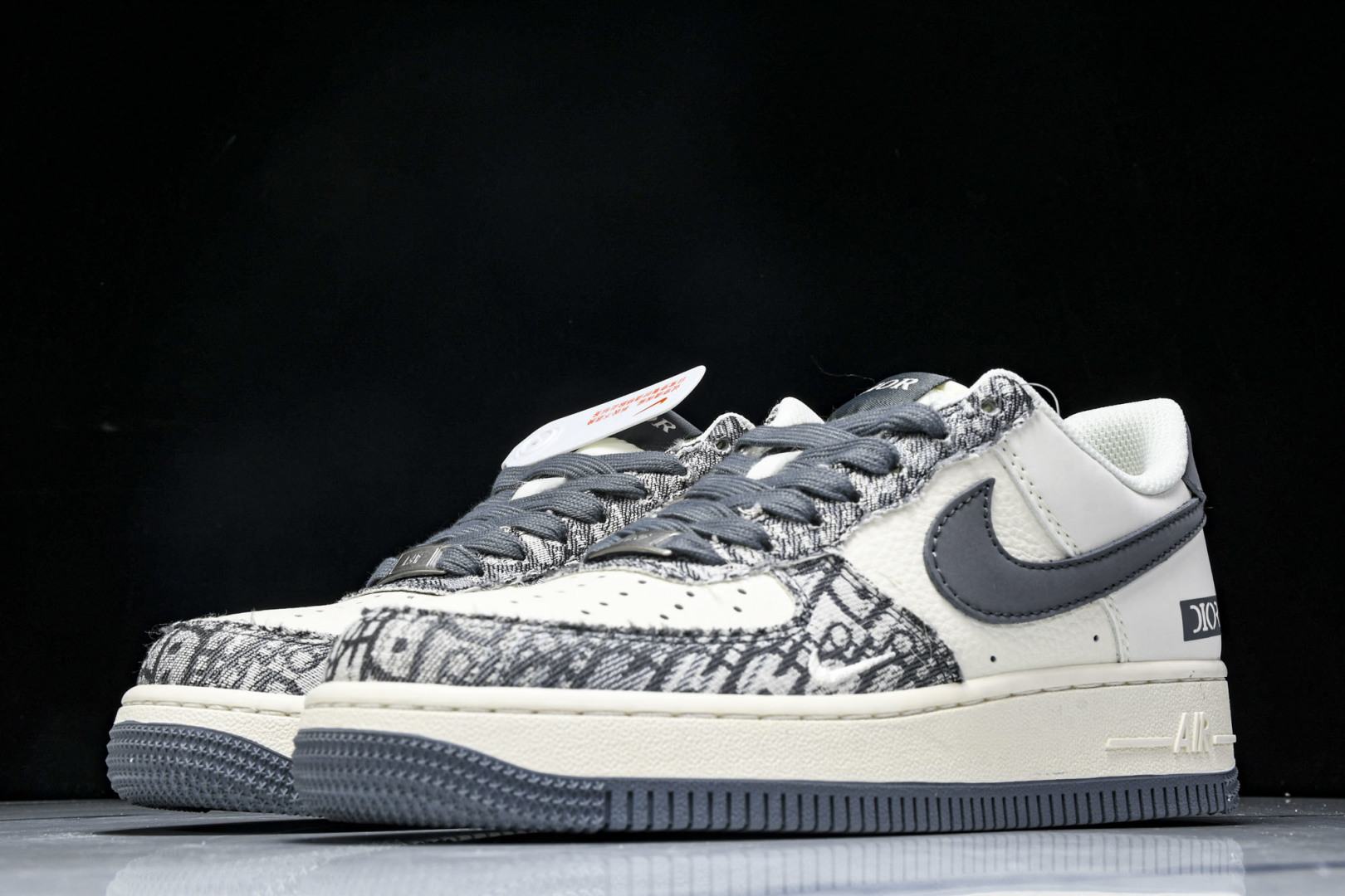   nk Air Force 1'07 Low 迪奥联名 灰花纹织布 空军一号低帮休闲板鞋 XS1958