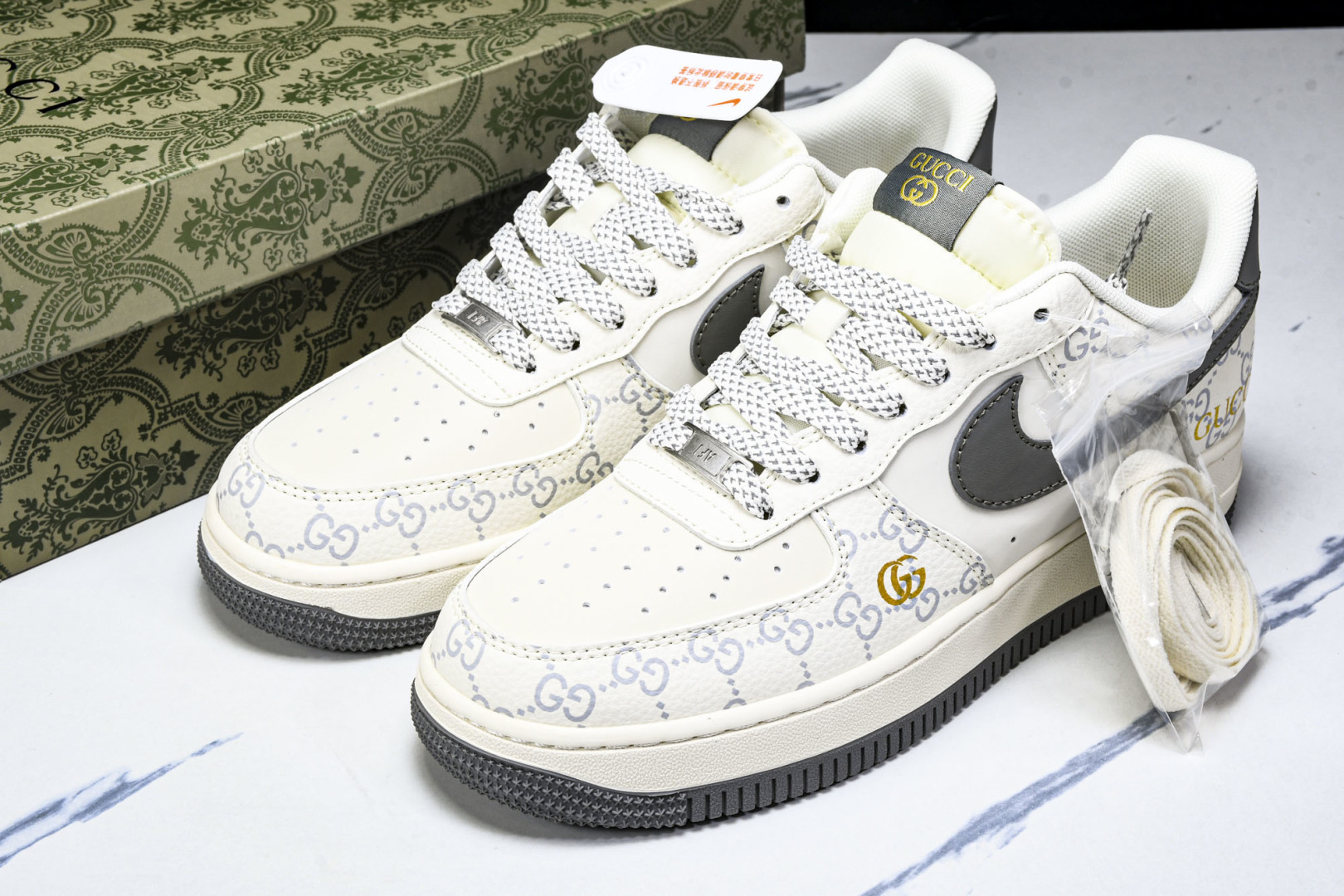   nk Air Force 1'07 Low 古驰联名 花纹灰勾 空军一号低帮休闲板鞋 ZH2598-