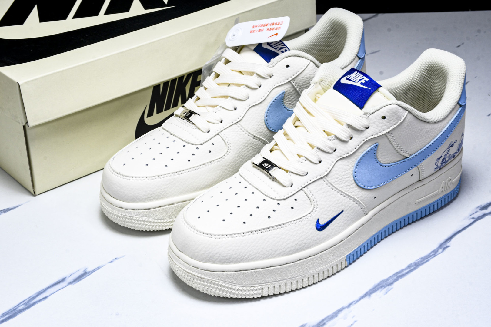  nk Air Force 1'07 Low 米蓝浪花 空军一号低帮休闲板鞋 CS5288-027 尺