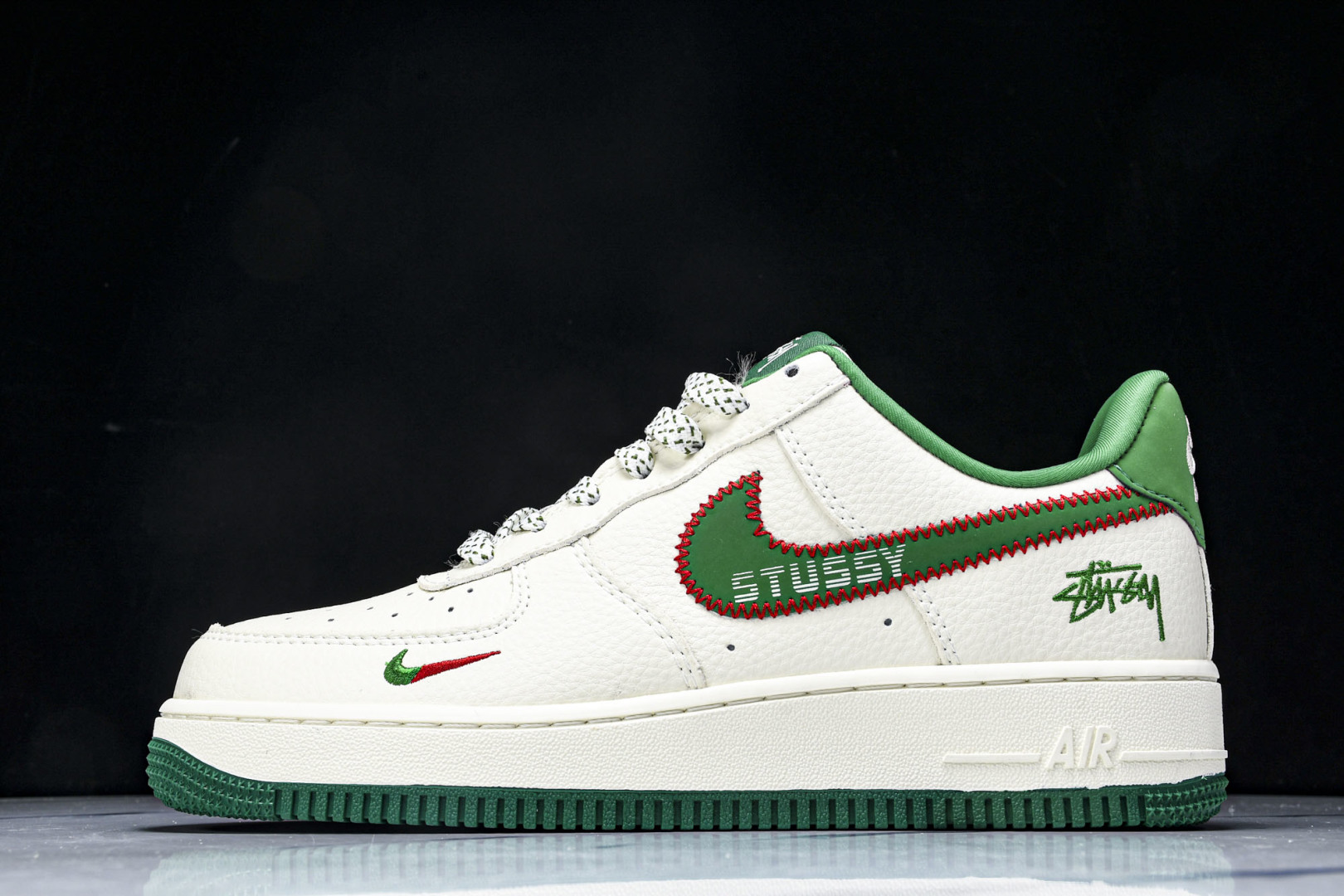   nk Air Force 1'07 Low 斯图西联名 针织勾米绿 空军一号低帮休闲板鞋 KJ168