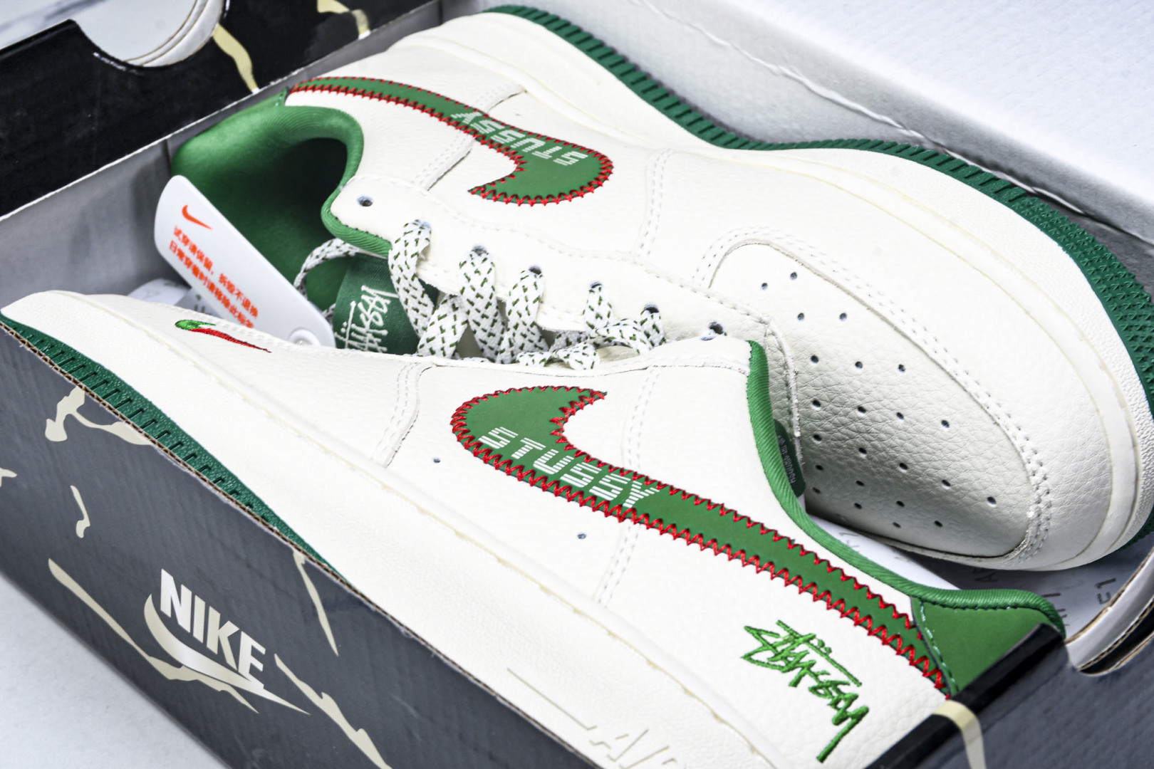   nk Air Force 1'07 Low 斯图西联名 针织勾米绿 空军一号低帮休闲板鞋 KJ168