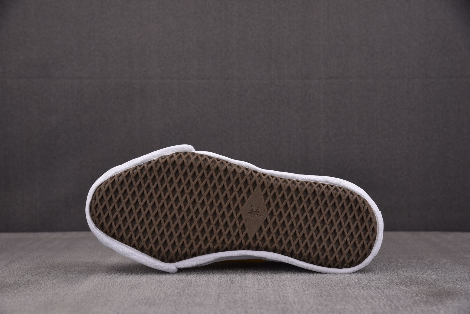 MMY 尺码36-45

纯原版出品-MIHARA YASUHIRO Baker 彩色 YZ022
尺码