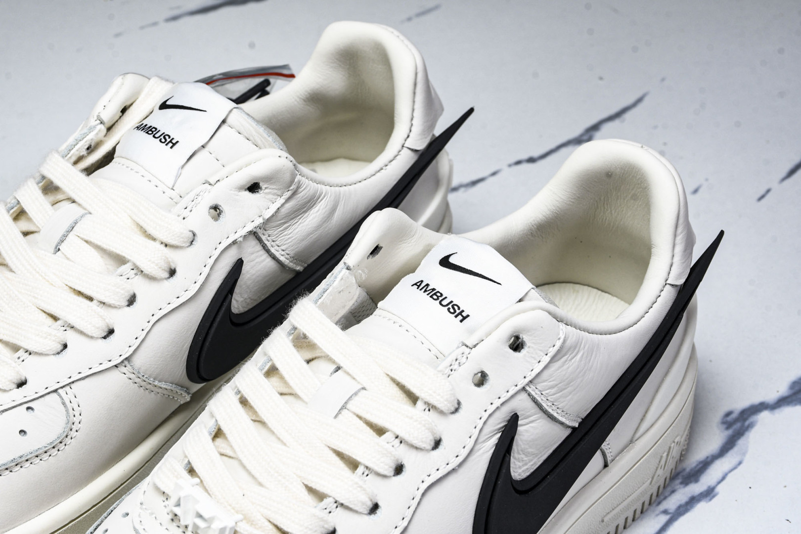 AMBUSH 尺码36-47.5

纯原版出品-AMBUSH x NK Air Force 1 Low 