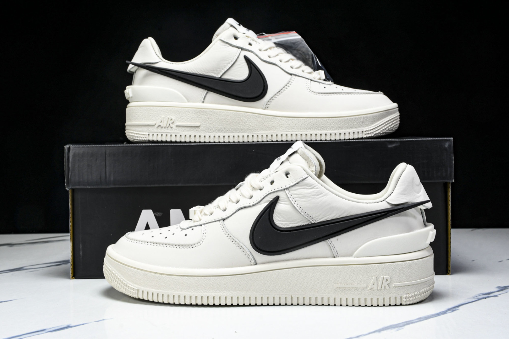 AMBUSH 尺码36-47.5

纯原版出品-AMBUSH x NK Air Force 1 Low 