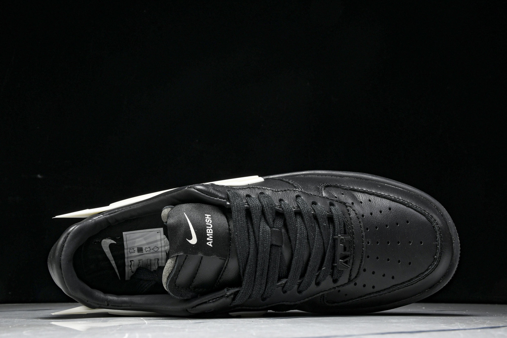 AMBUSH 尺码36-47.5

纯原版出品-AMBUSH x NK Air Force 1 Low 
