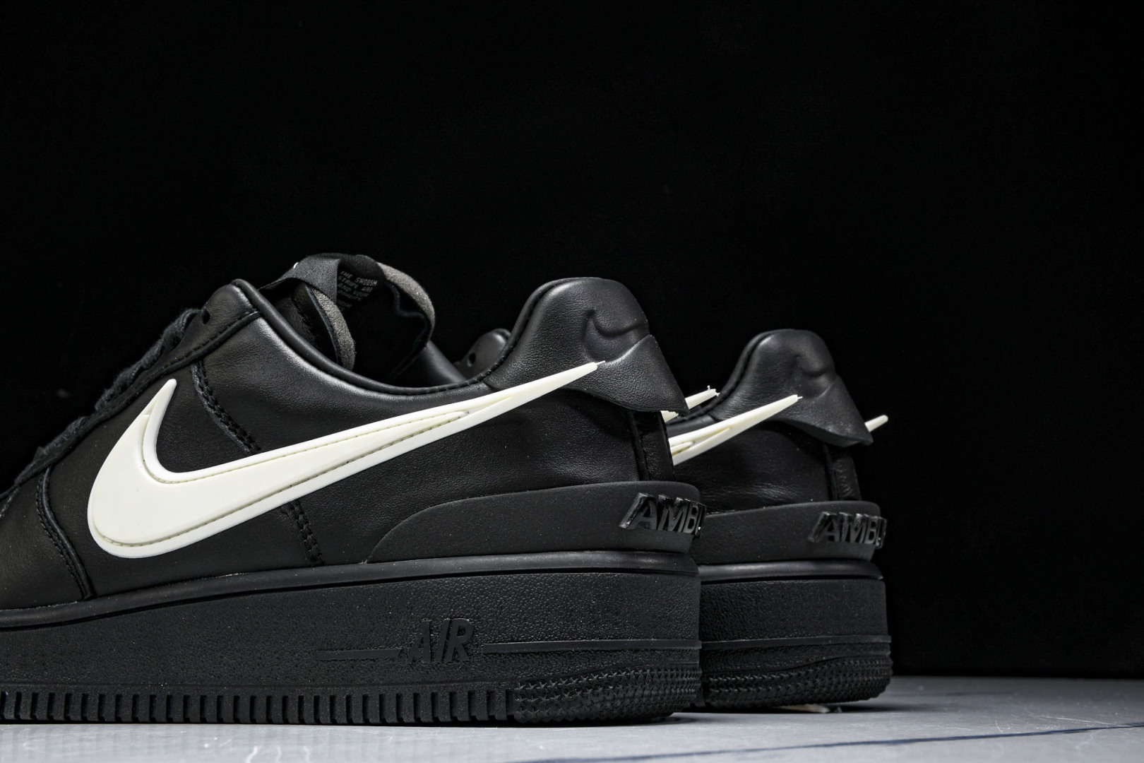 AMBUSH 尺码36-47.5

纯原版出品-AMBUSH x NK Air Force 1 Low 