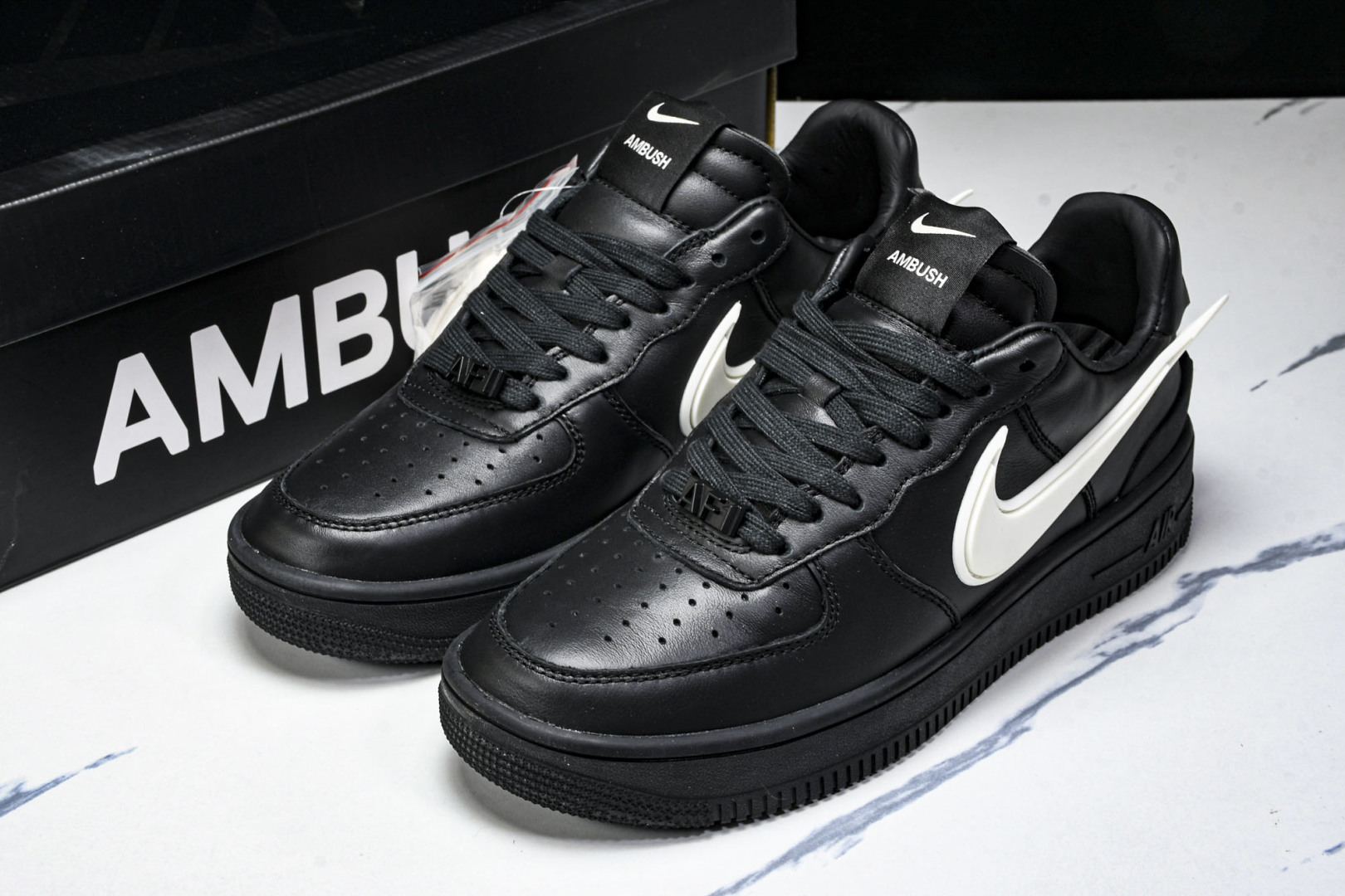 AMBUSH 尺码36-47.5

纯原版出品-AMBUSH x NK Air Force 1 Low 
