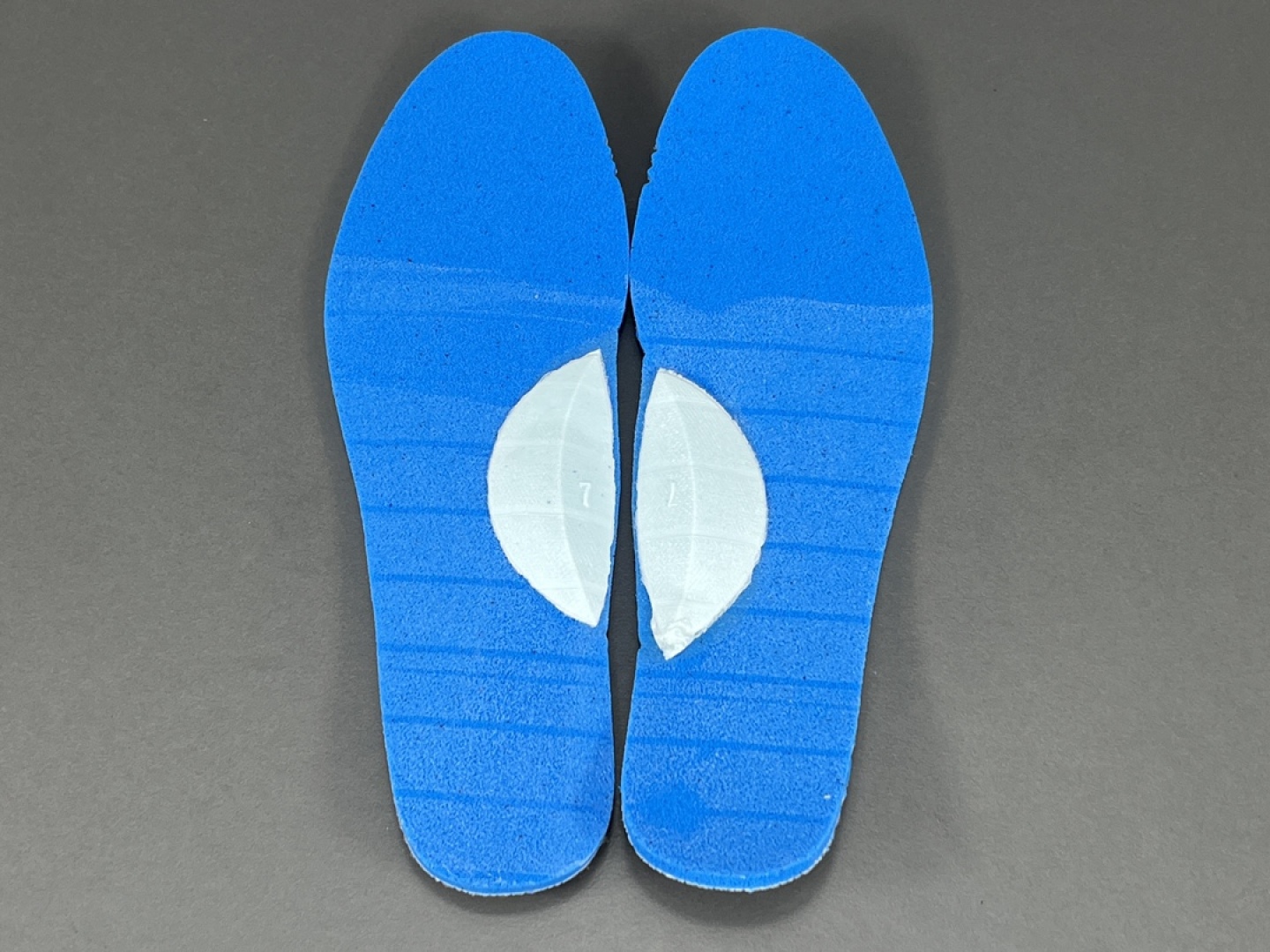 Originals 尺码36-45

纯原版出品-Originals Gazelle indoor 白蓝
