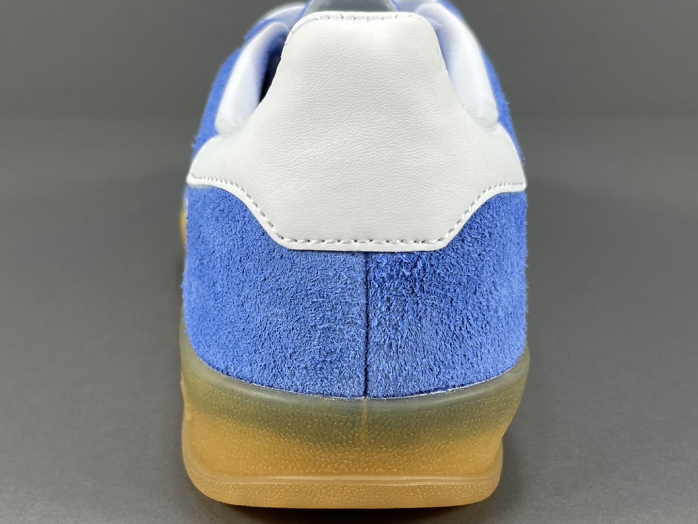 Originals 尺码36-45

纯原版出品-Originals Gazelle indoor 白蓝