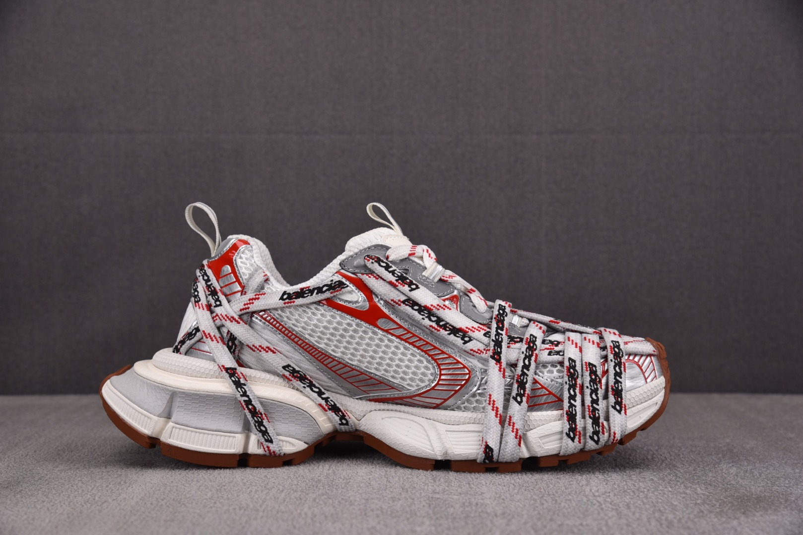 巴黎3XL 尺码35-46

纯原出品-Balenciaga 3XL Extreme Laces Log