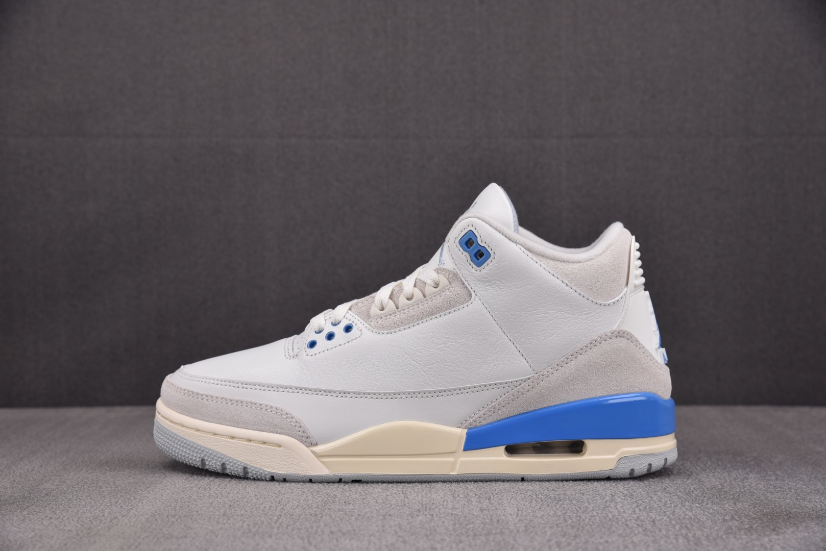 AJ3白蓝 尺码40-48.5

纯原出品-Air Jordan 3 Retro Lucky Short
