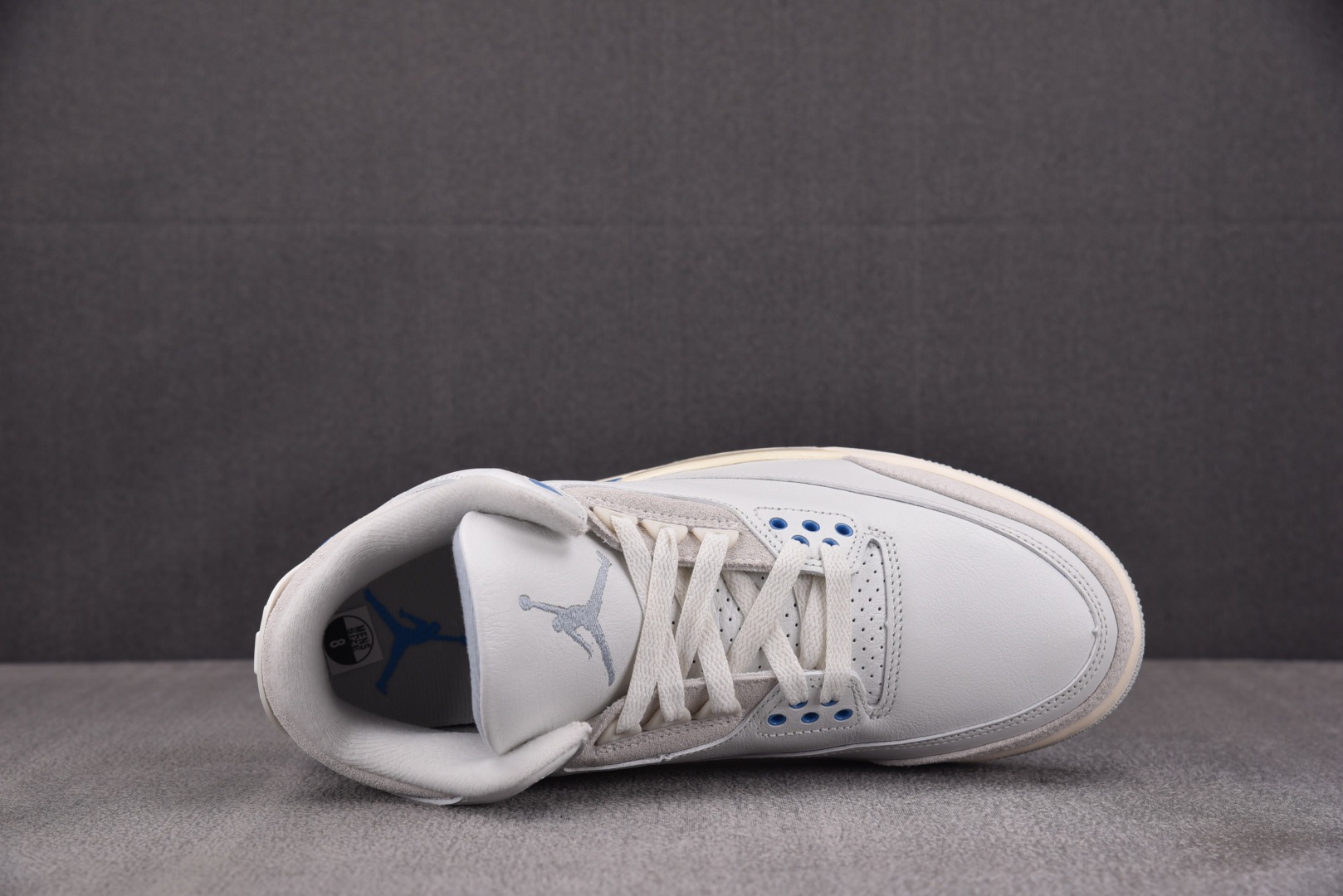 AJ3白蓝 尺码40-48.5

纯原出品-Air Jordan 3 Retro Lucky Short
